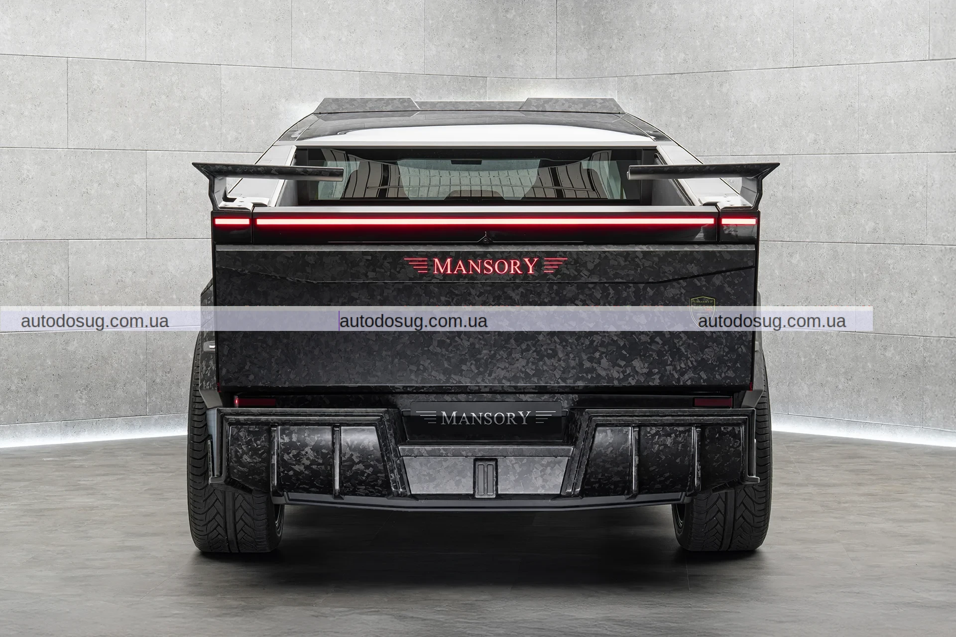 Mansory представив оновлений Tesla Cybertruck