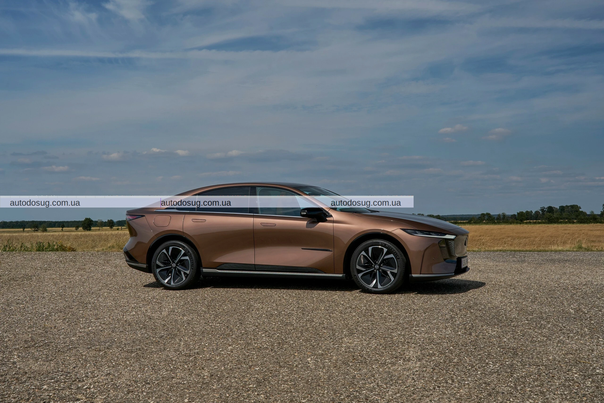 Mazda 6e виходить на європейські дороги з двома варіантами батарей та преміальними рівнями оснащення