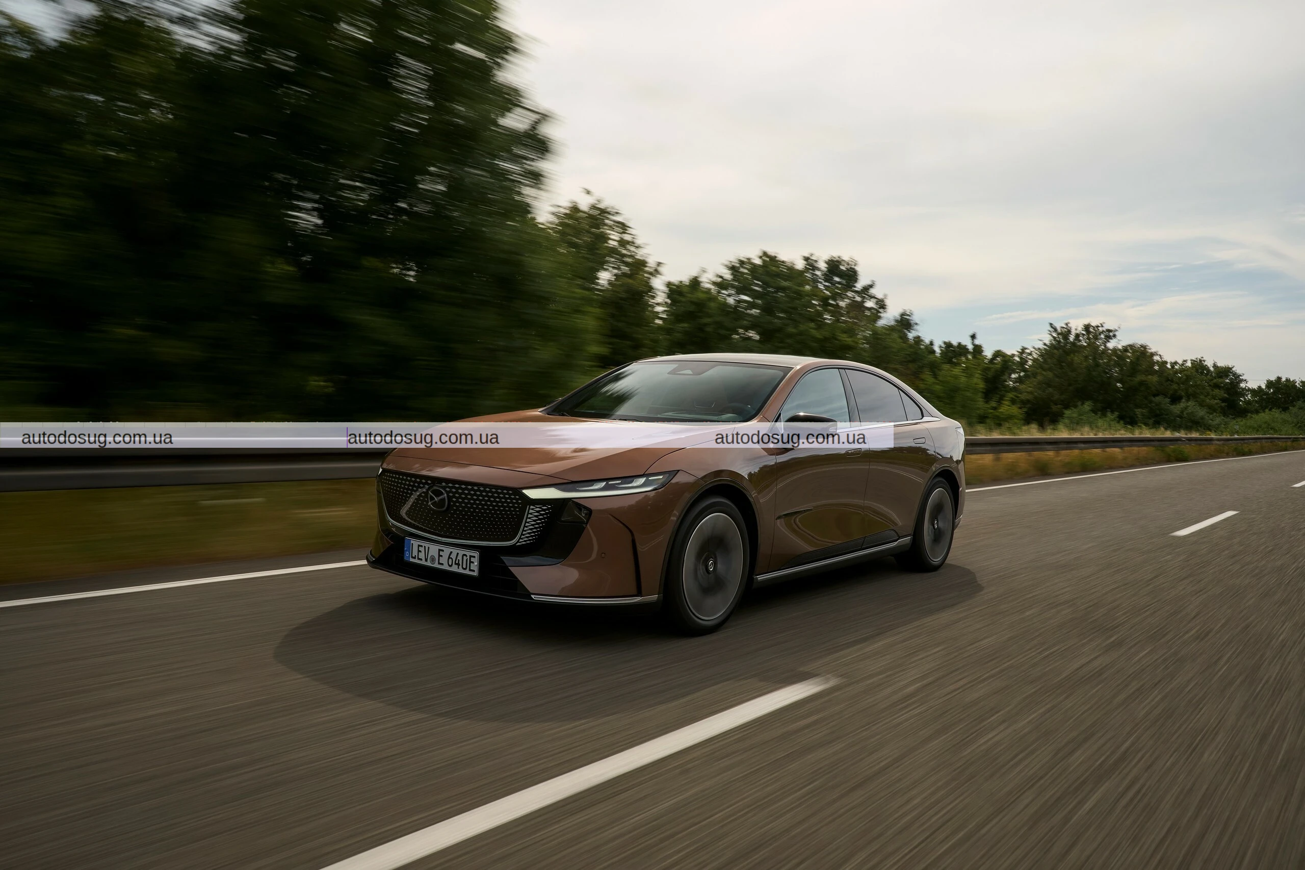 Mazda 6e виходить на європейські дороги з двома варіантами батарей та преміальними рівнями оснащення