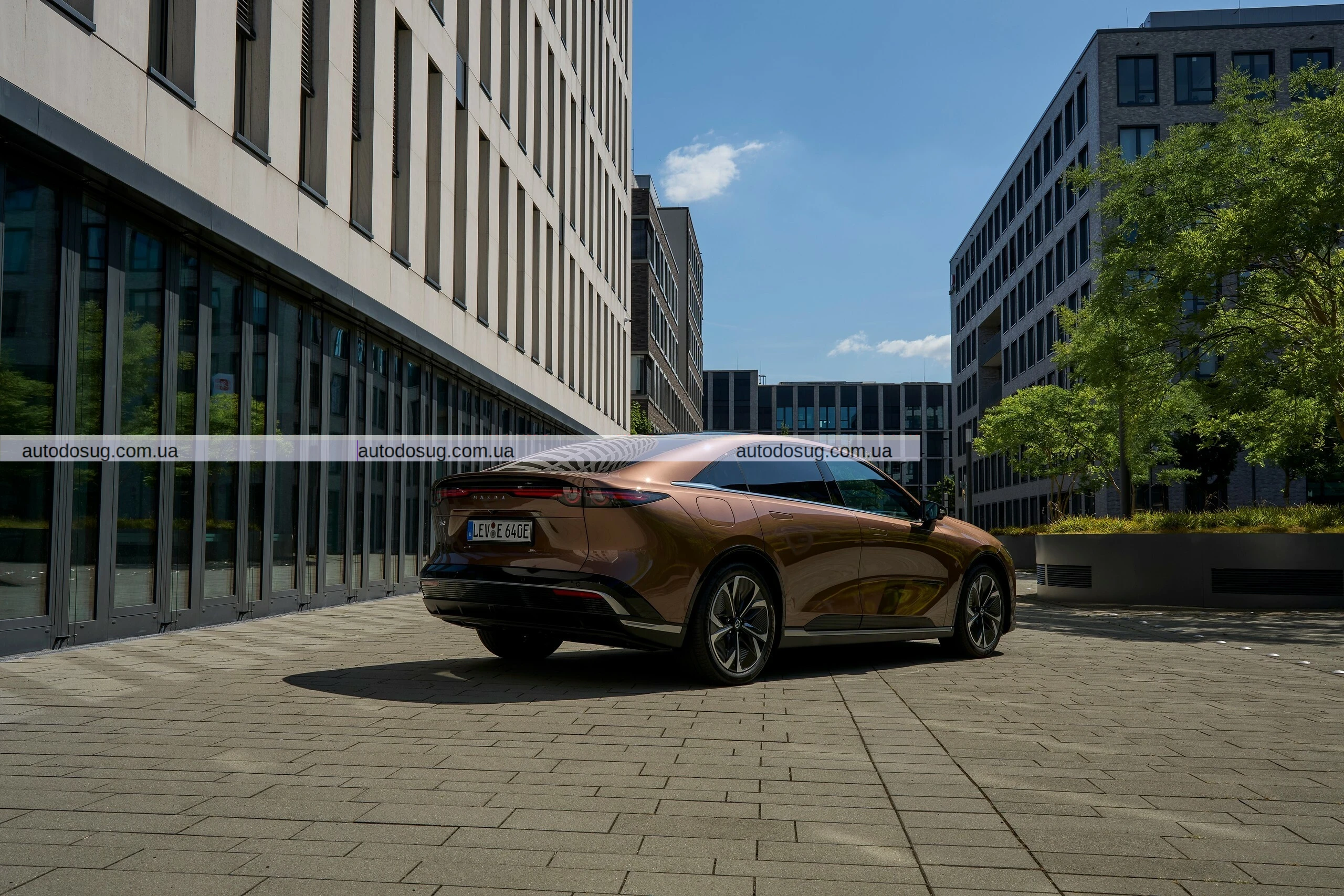 Mazda 6e виходить на європейські дороги з двома варіантами батарей та преміальними рівнями оснащення