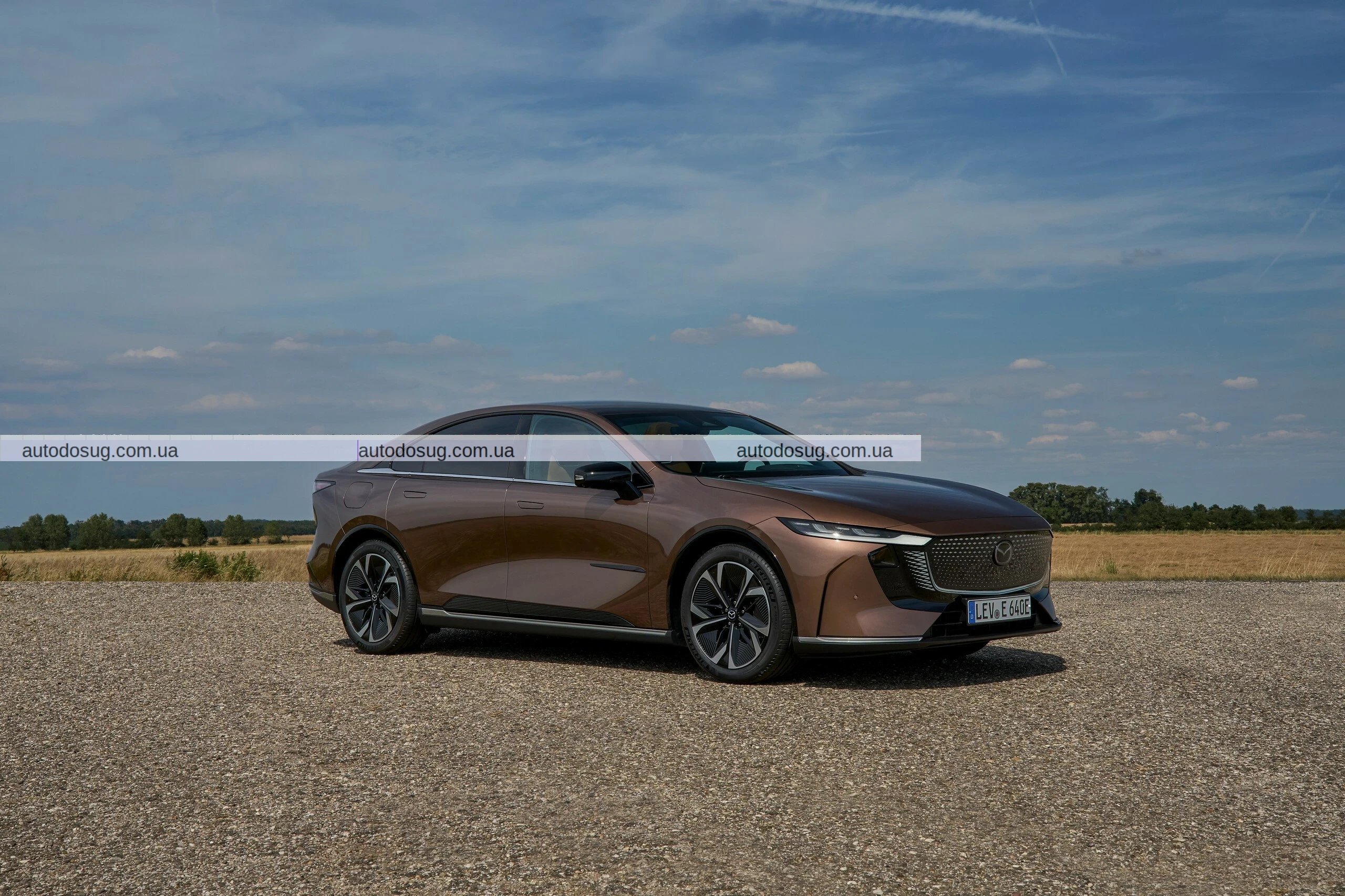 Mazda 6e виходить на європейські дороги з двома варіантами батарей та преміальними рівнями оснащення