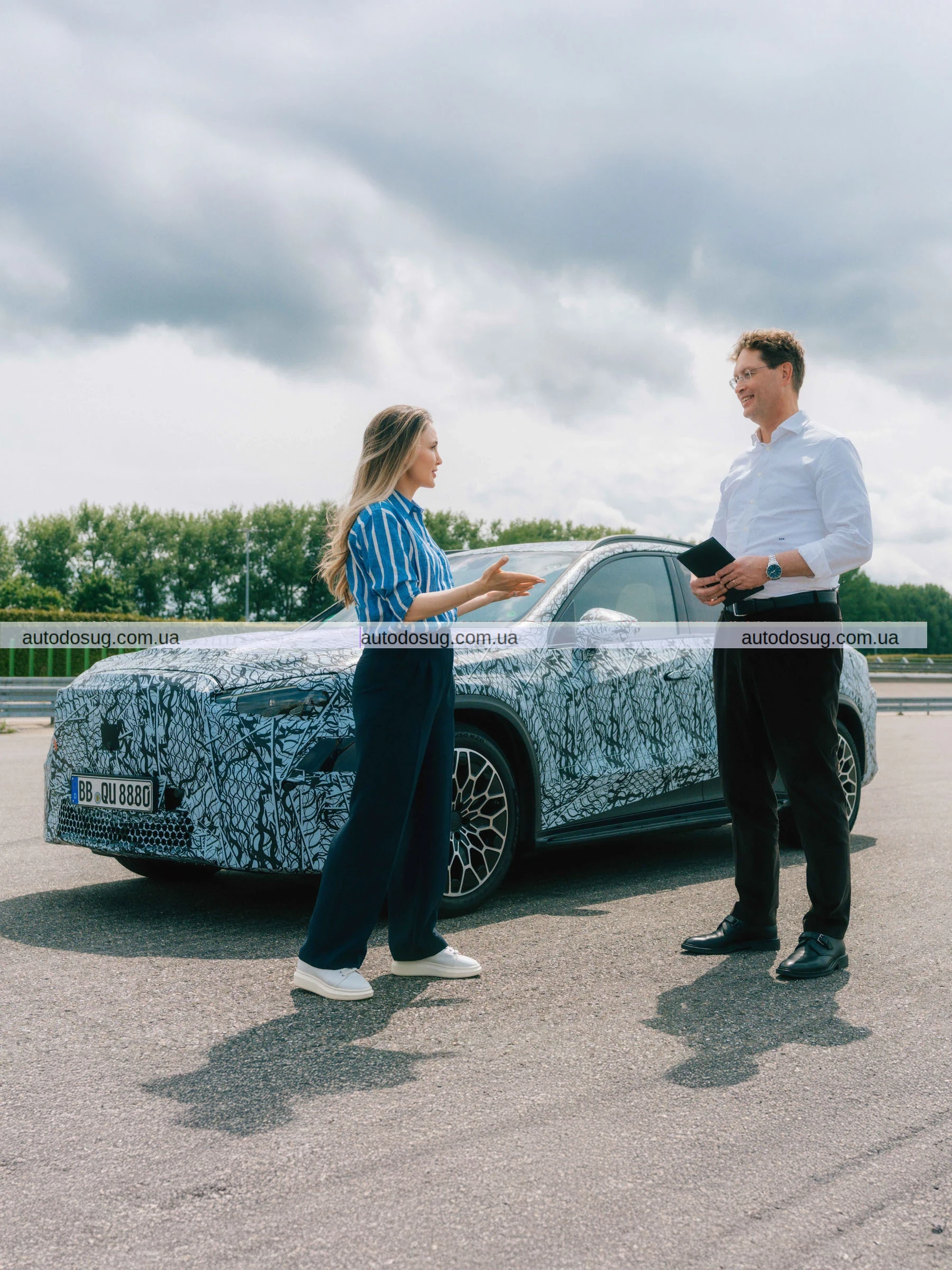 Mercedes розкриває деталі нового електричного GLC