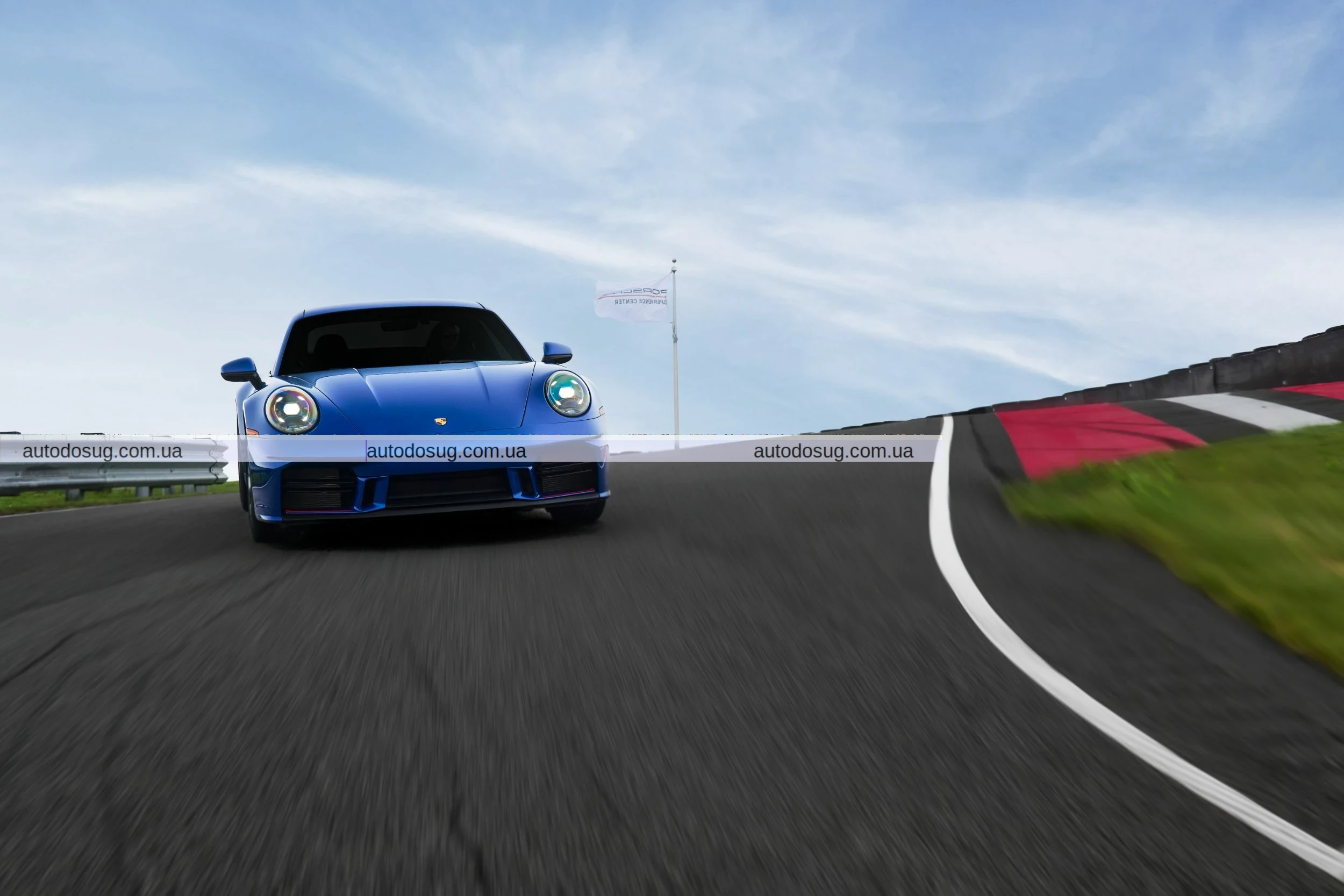 Porsche випускає обмежену серію 911 Club Coupe