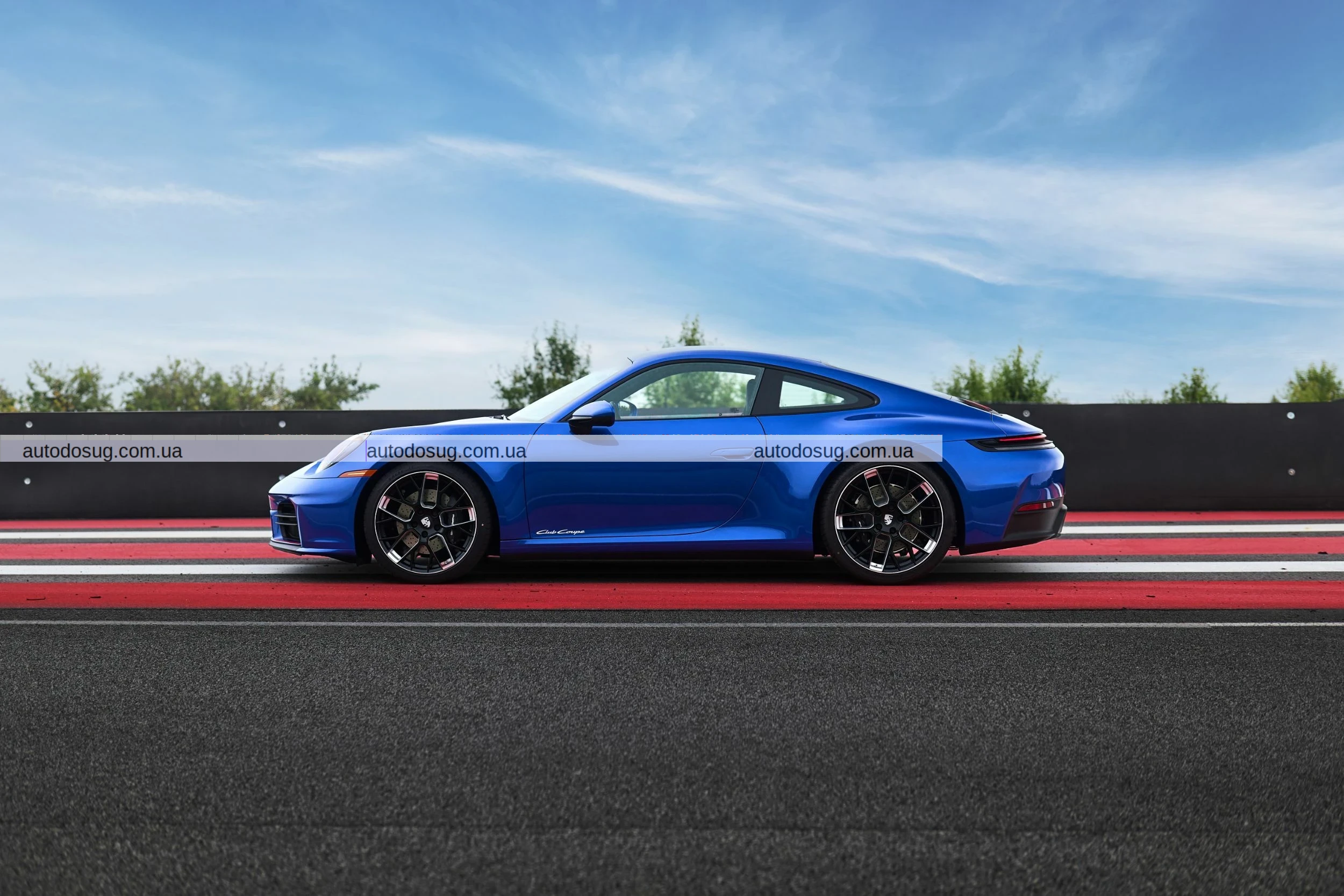 Porsche випускає обмежену серію 911 Club Coupe