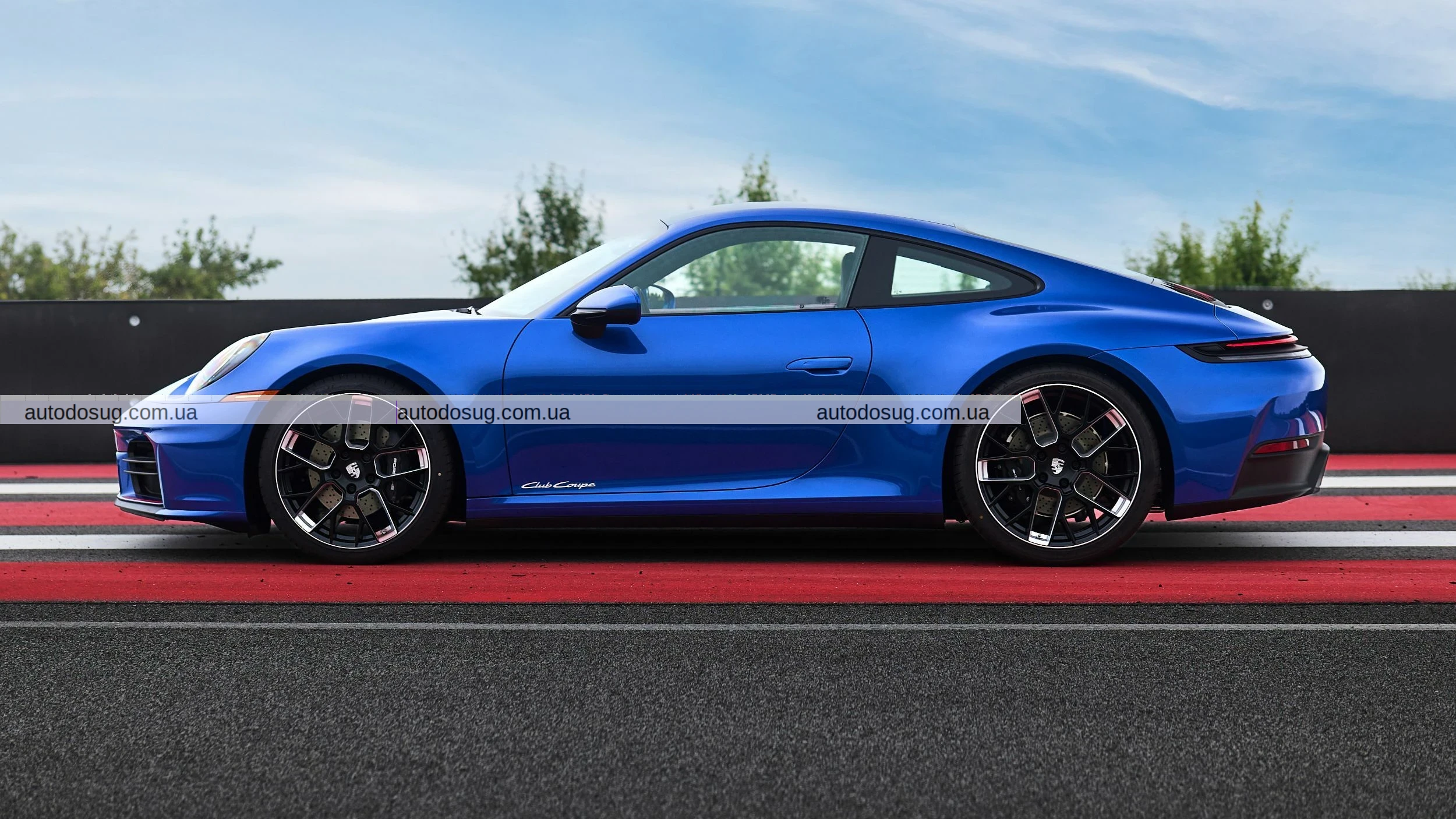 Porsche випускає обмежену серію 911 Club Coupe