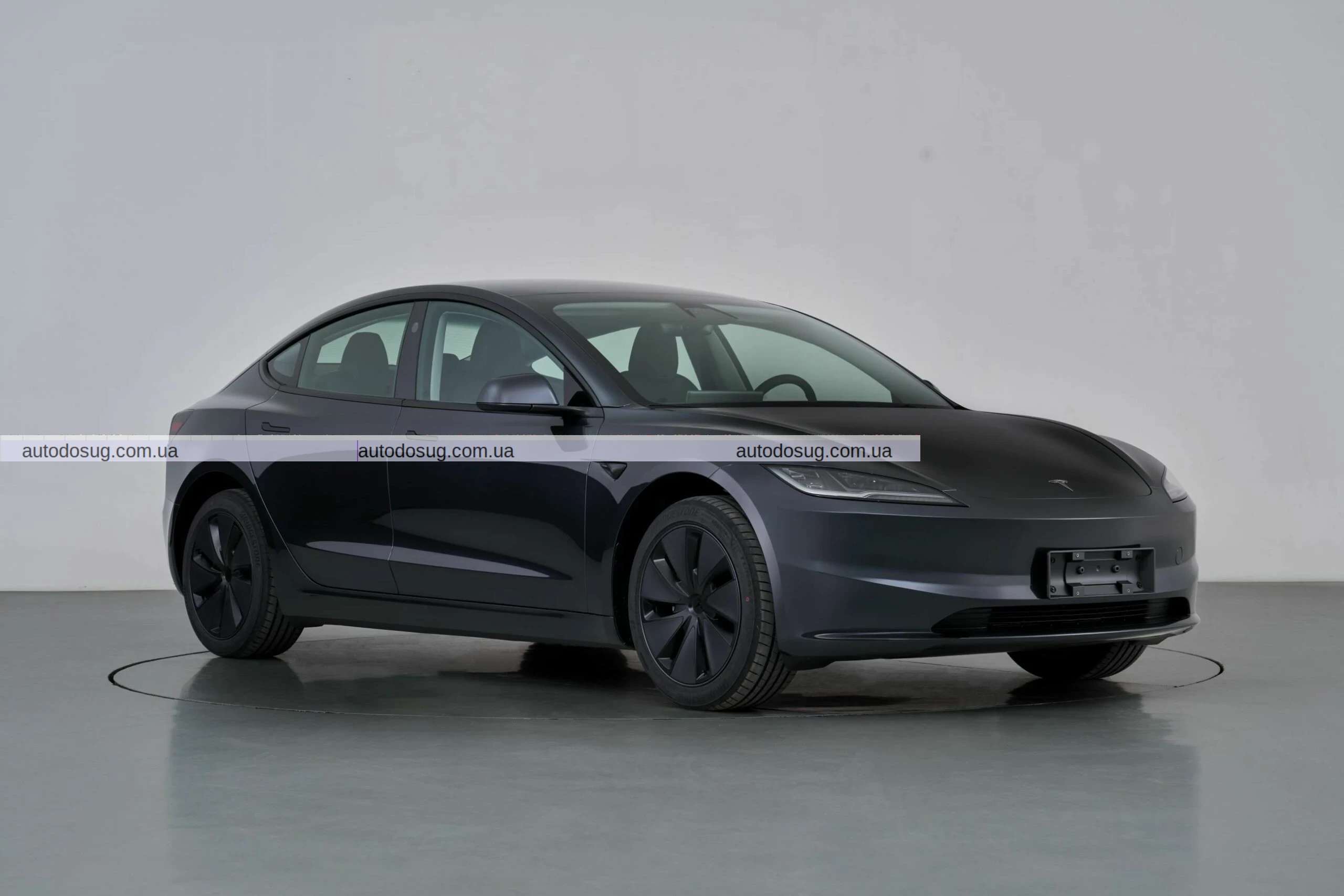 Tesla готує запуск нової моделі Model 3+