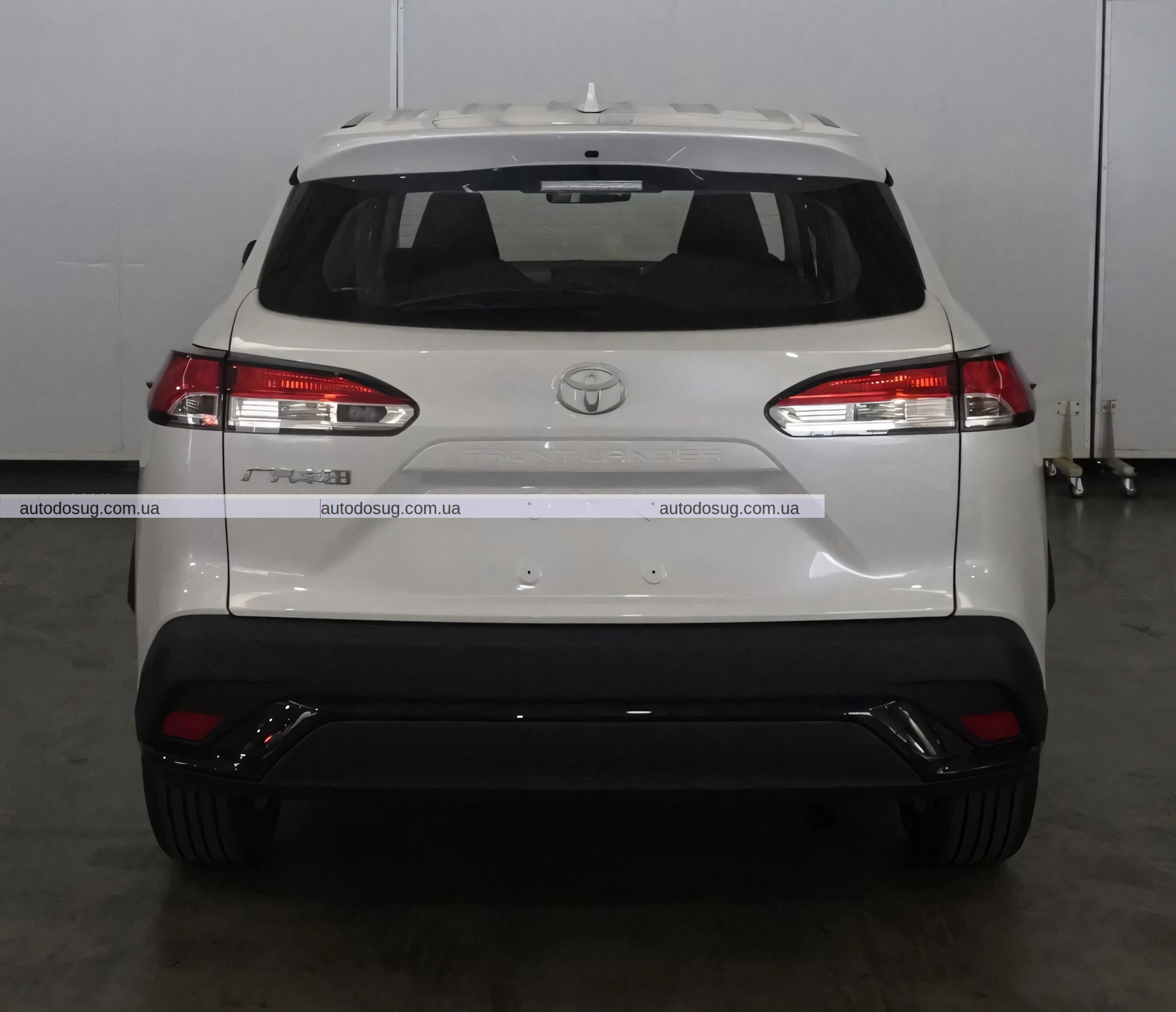 Toyota готує оновлення Corolla Cross і Frontlander