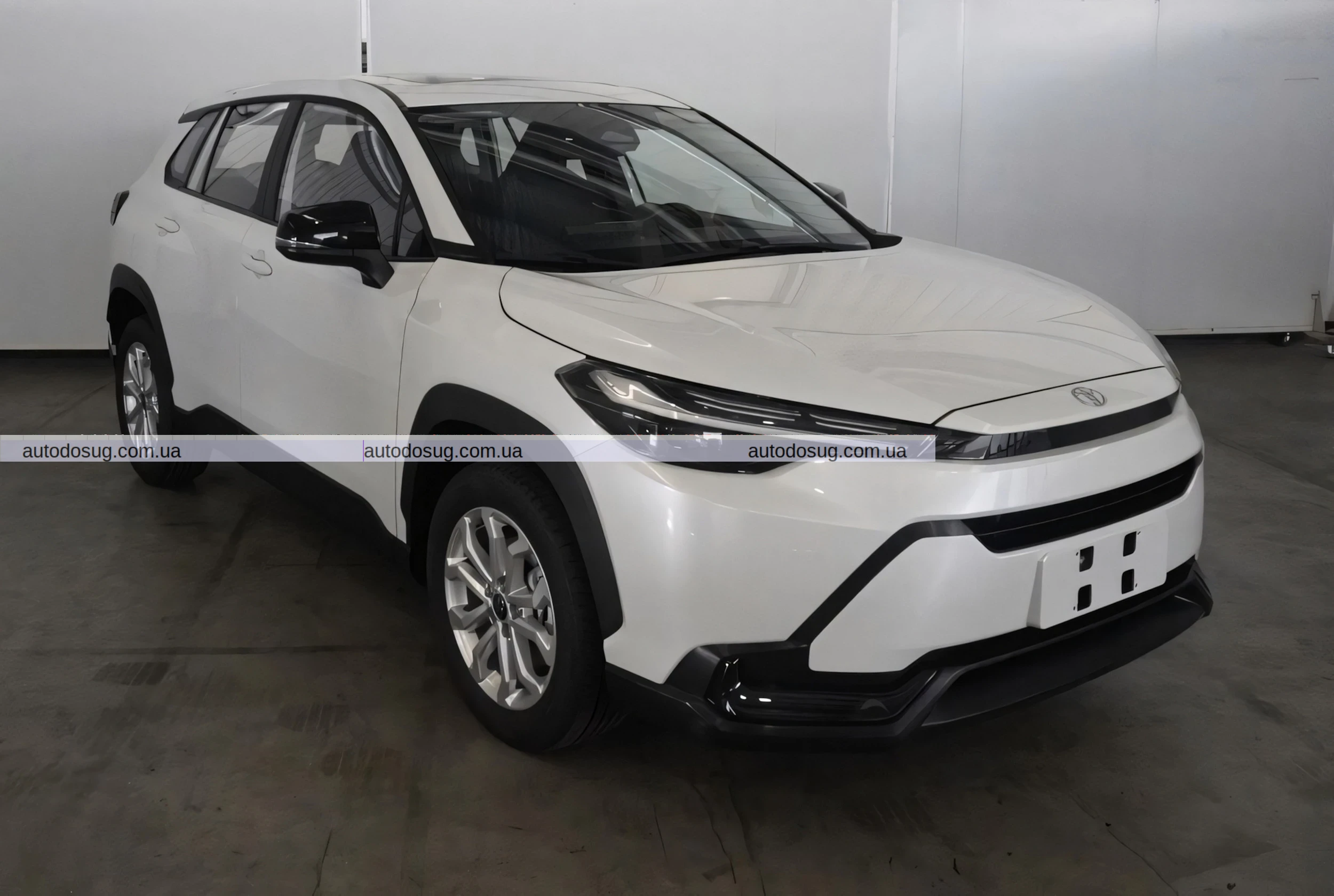 Toyota готує оновлення Corolla Cross і Frontlander