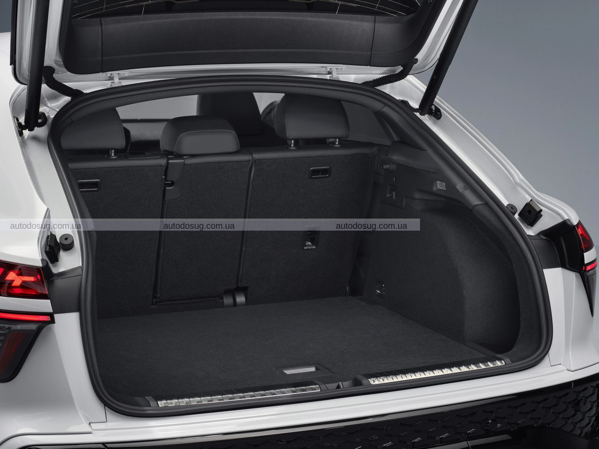 Audi представляє стильний купе-кросовер Q3 Sportback 2026