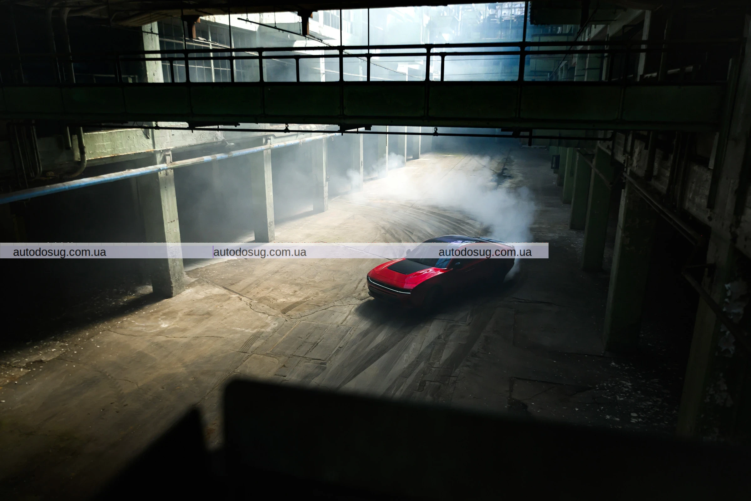 Dodge представила Charger з двигуном внутрішнього згоряння