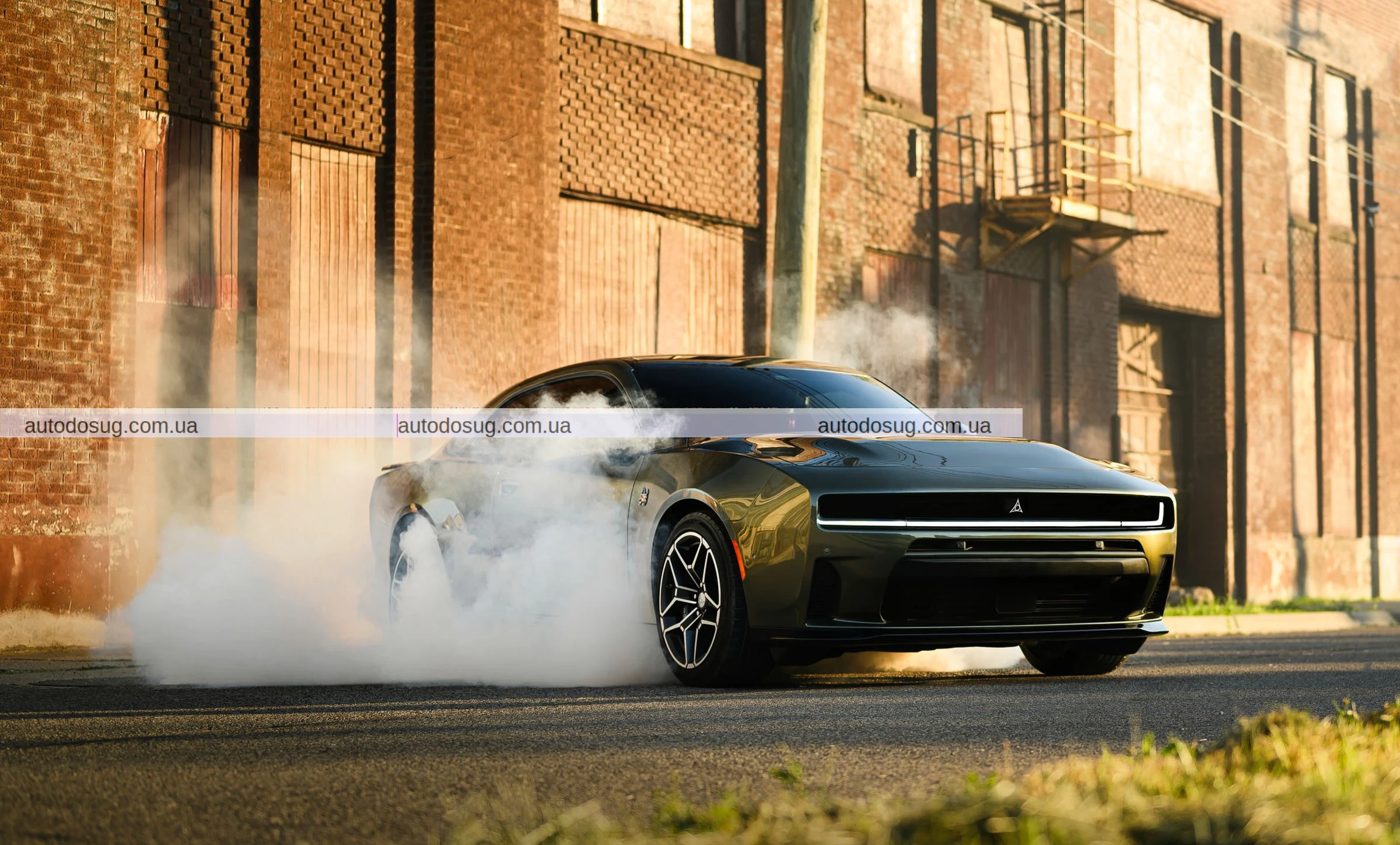 Dodge представила Charger з двигуном внутрішнього згоряння