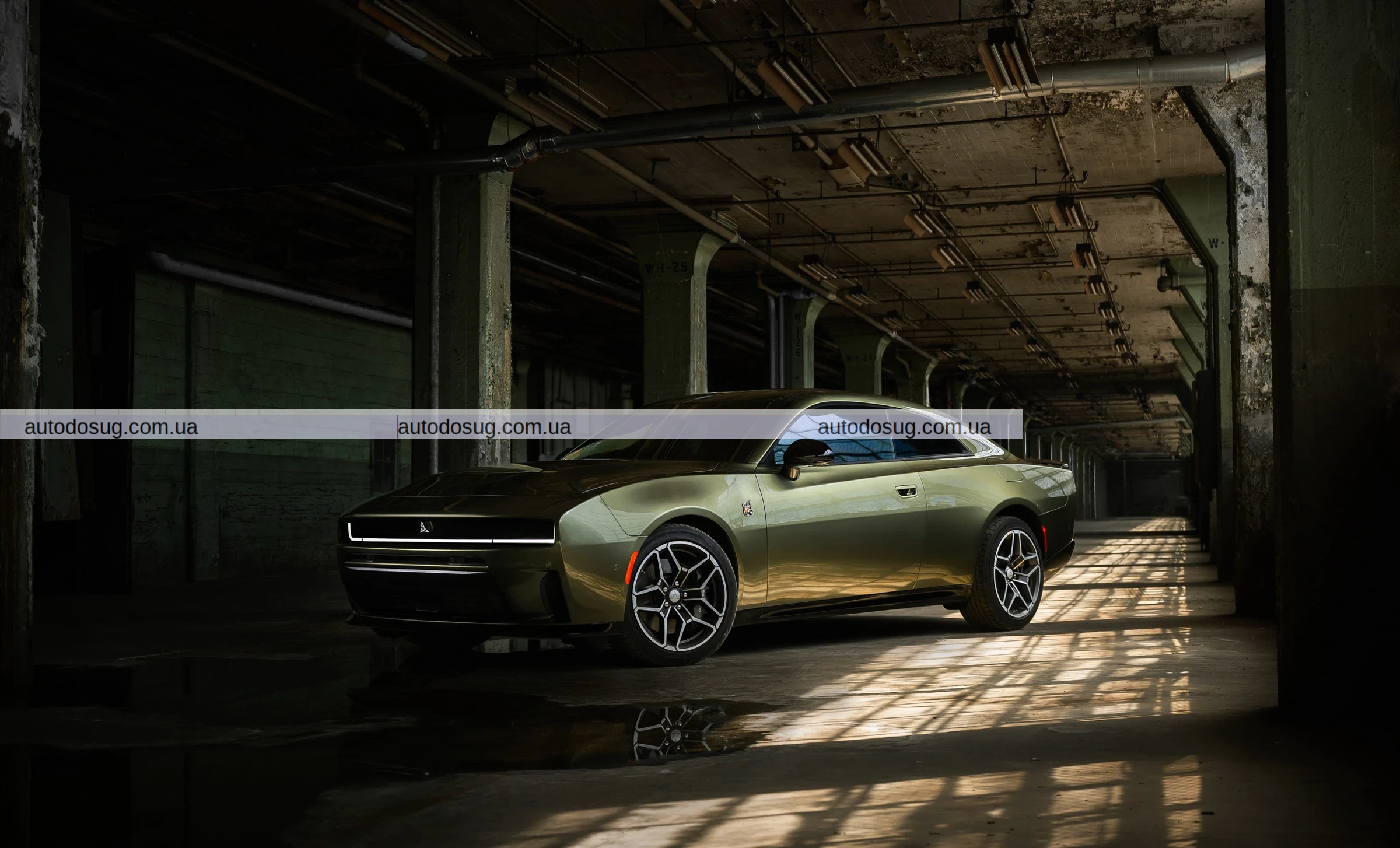 Dodge представила Charger з двигуном внутрішнього згоряння