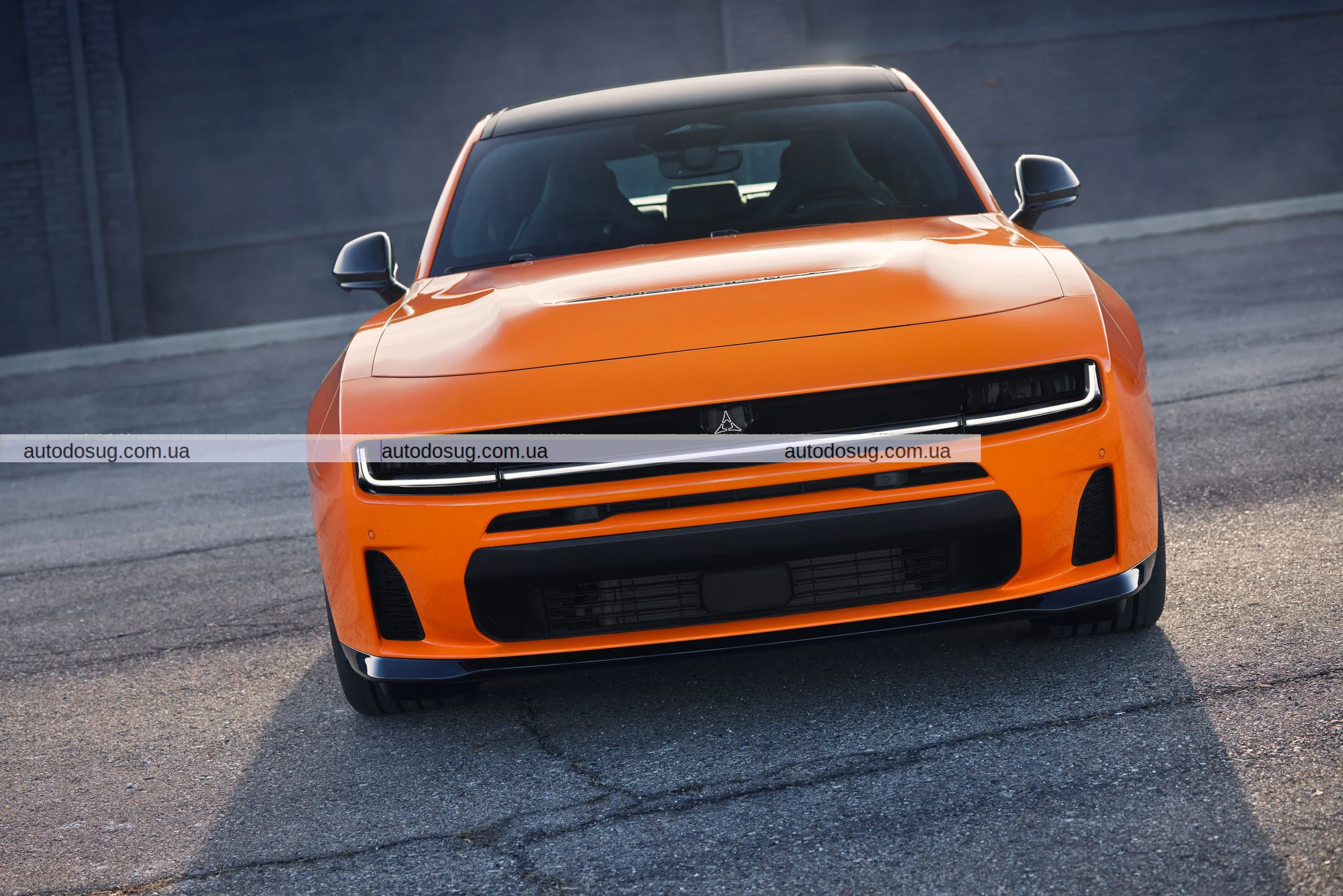 Dodge представила Charger з двигуном внутрішнього згоряння