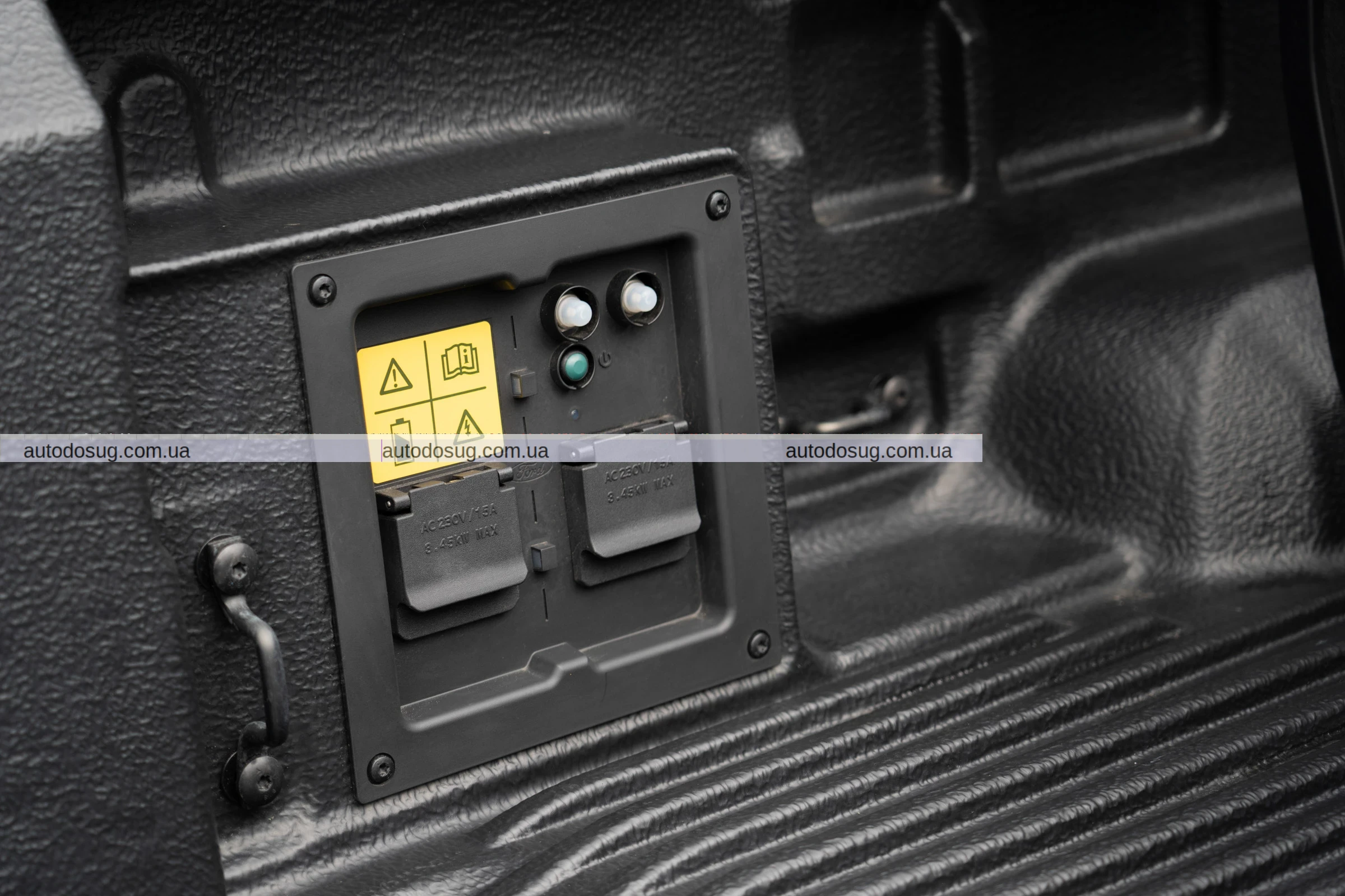 Ford Ranger PHEV пропонує функцію генератора