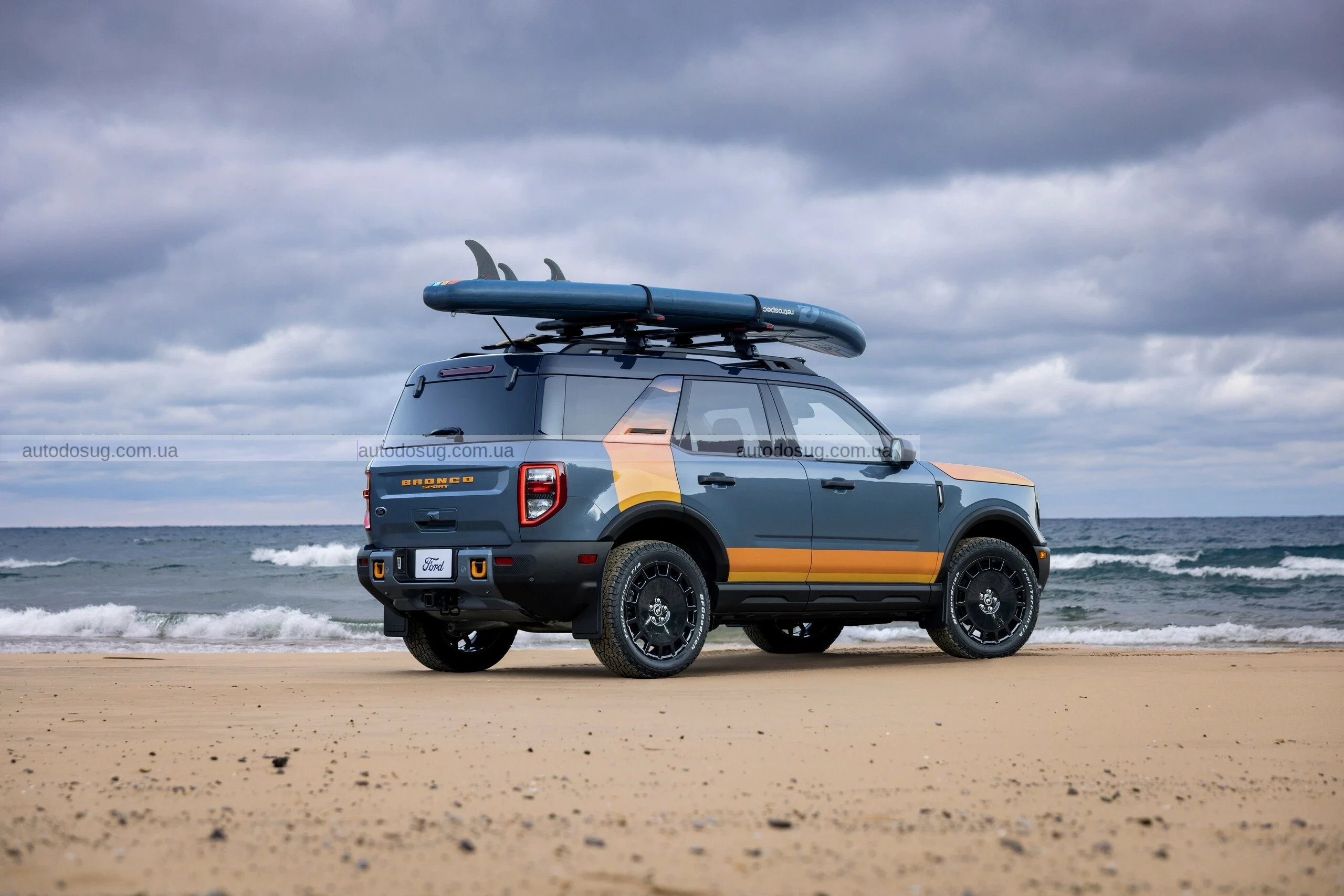 Ford створив ексклюзивні Bronco у стилі дюн Сільвер-Лейк