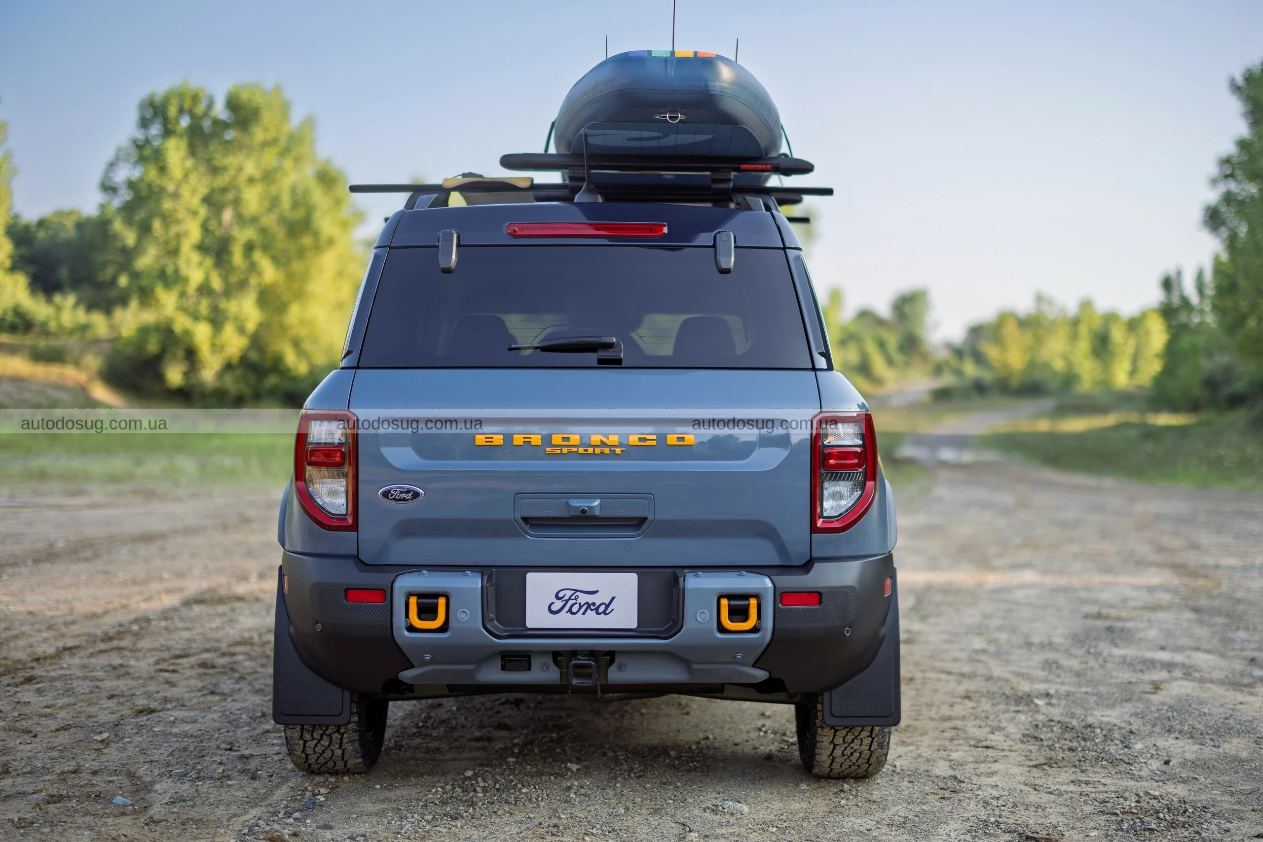 Ford створив ексклюзивні Bronco у стилі дюн Сільвер-Лейк