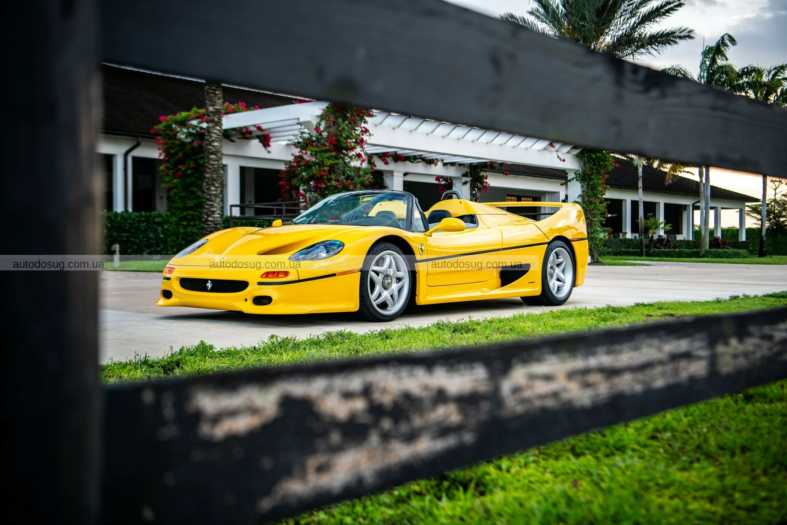 Існують лише два таких Ferrari, і один щойно побив рекорди