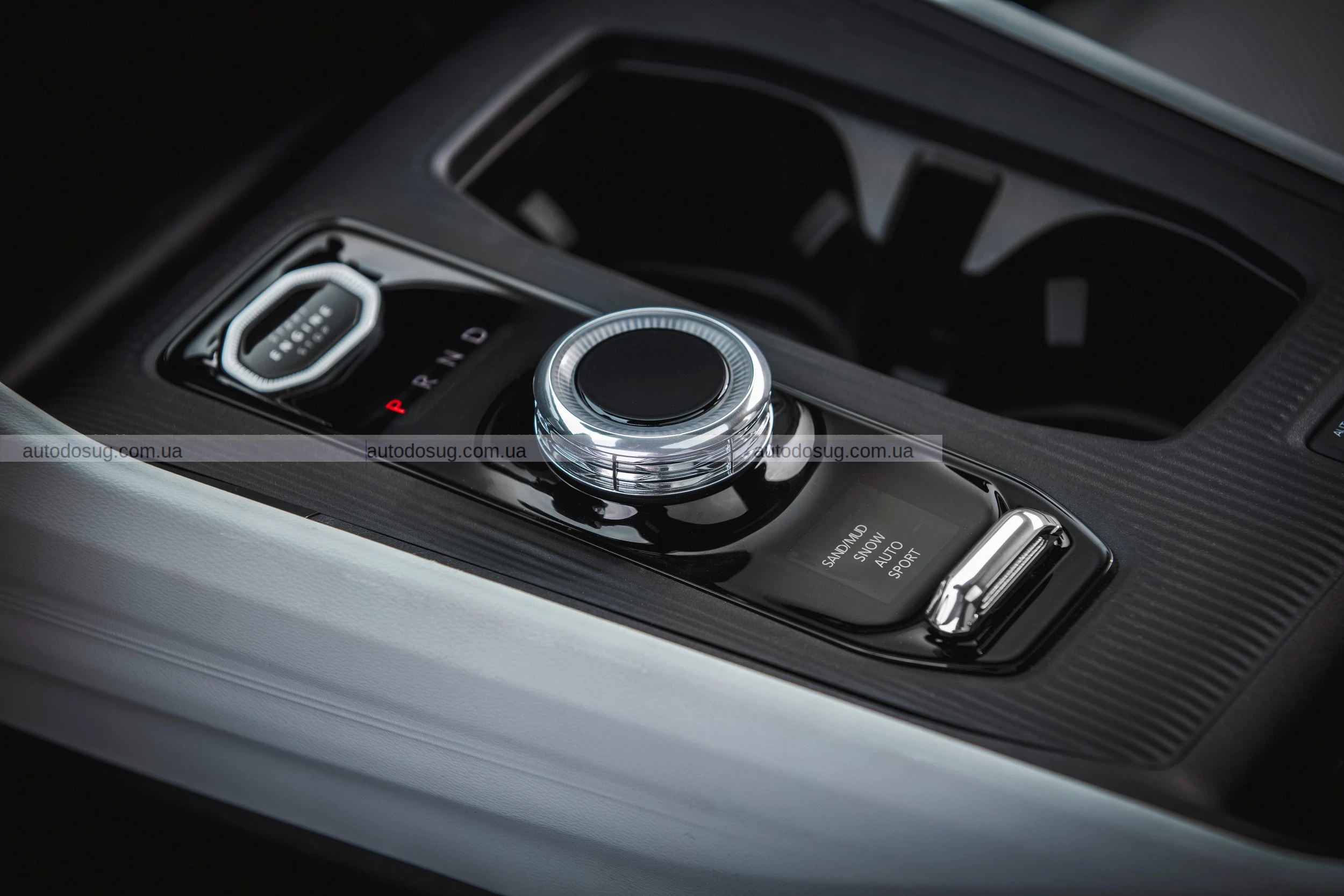 Jeep Cherokee повертається як розкішний гібрид