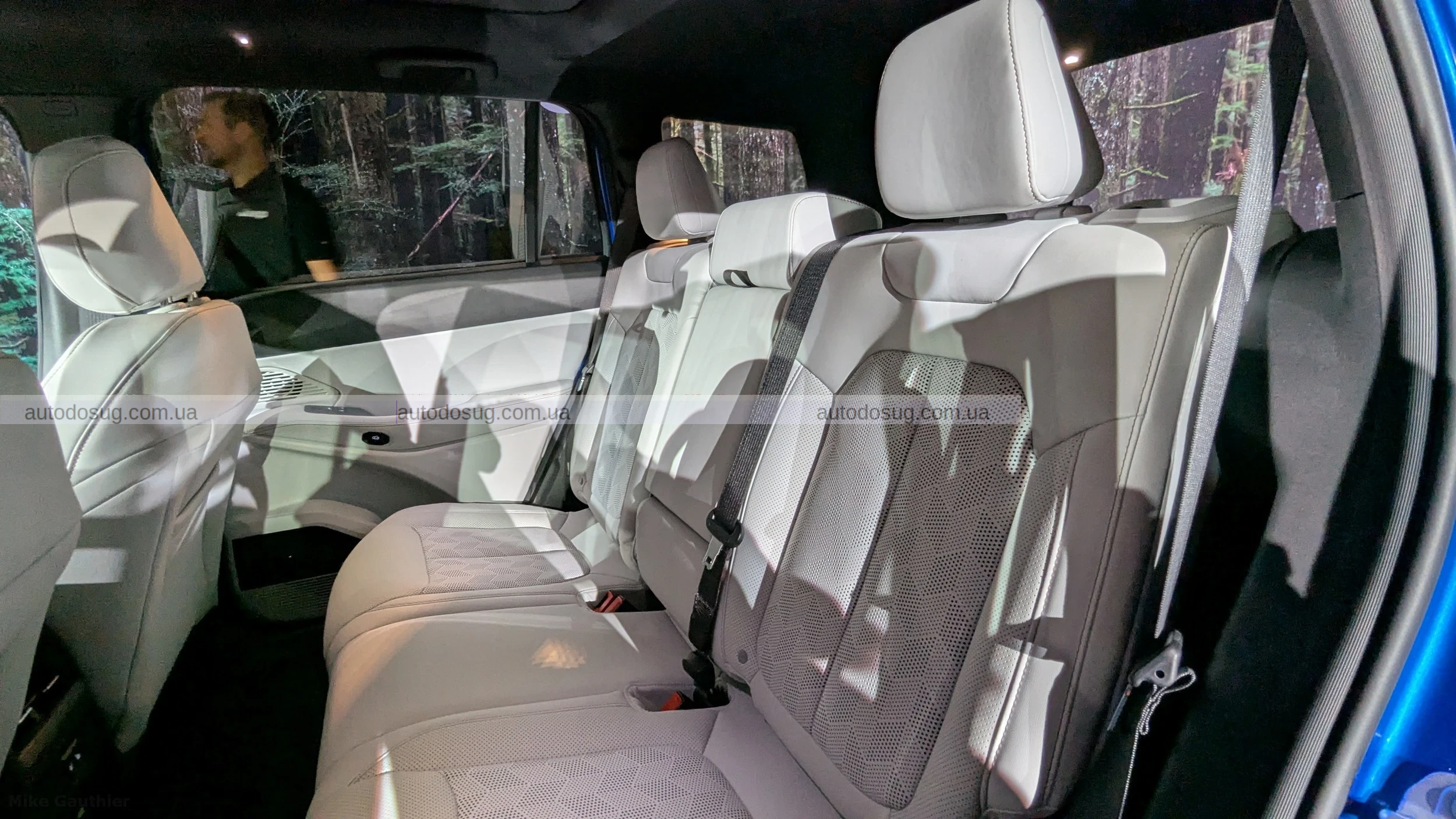 Jeep Cherokee повертається як розкішний гібрид