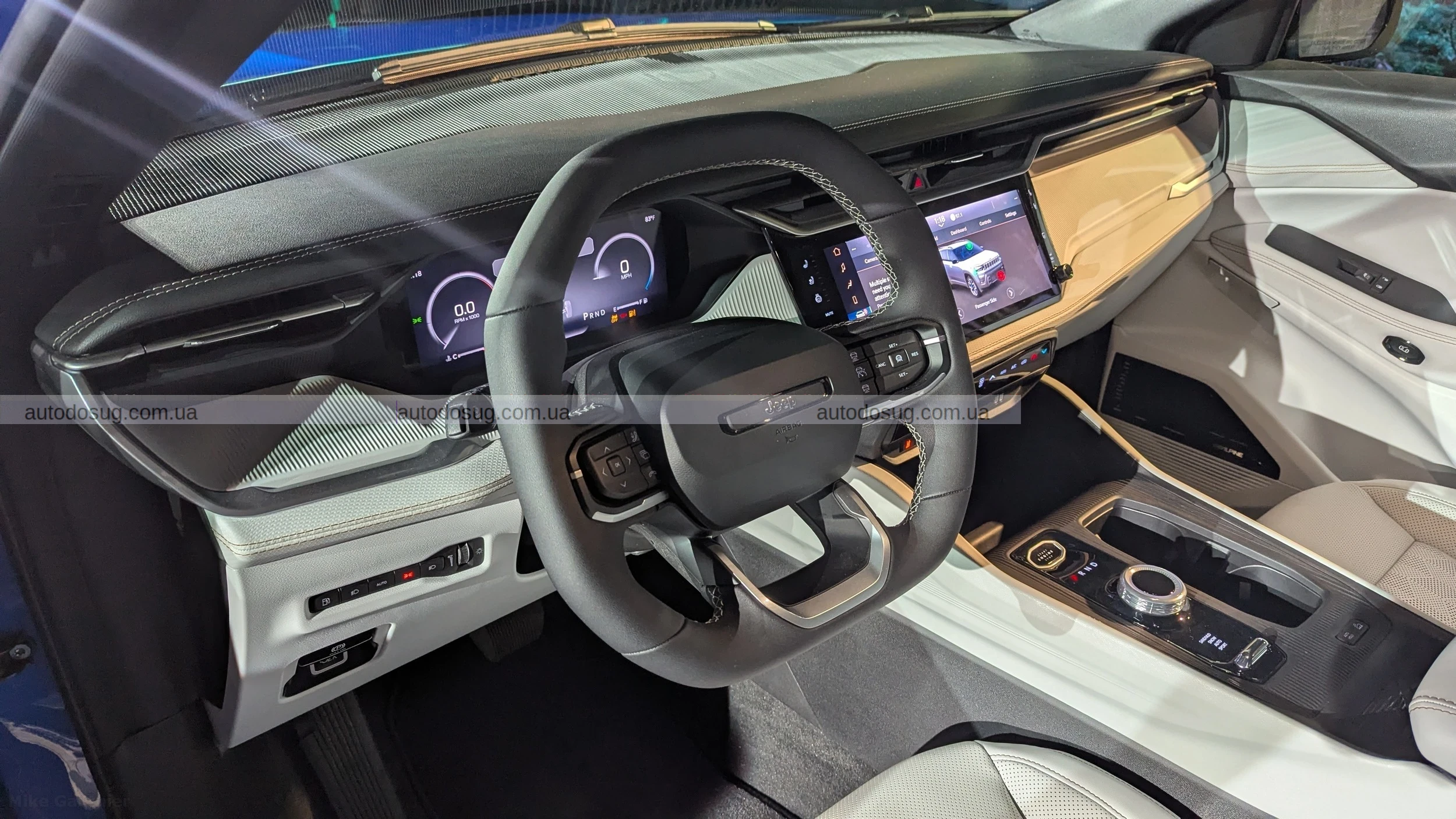 Jeep Cherokee повертається як розкішний гібрид