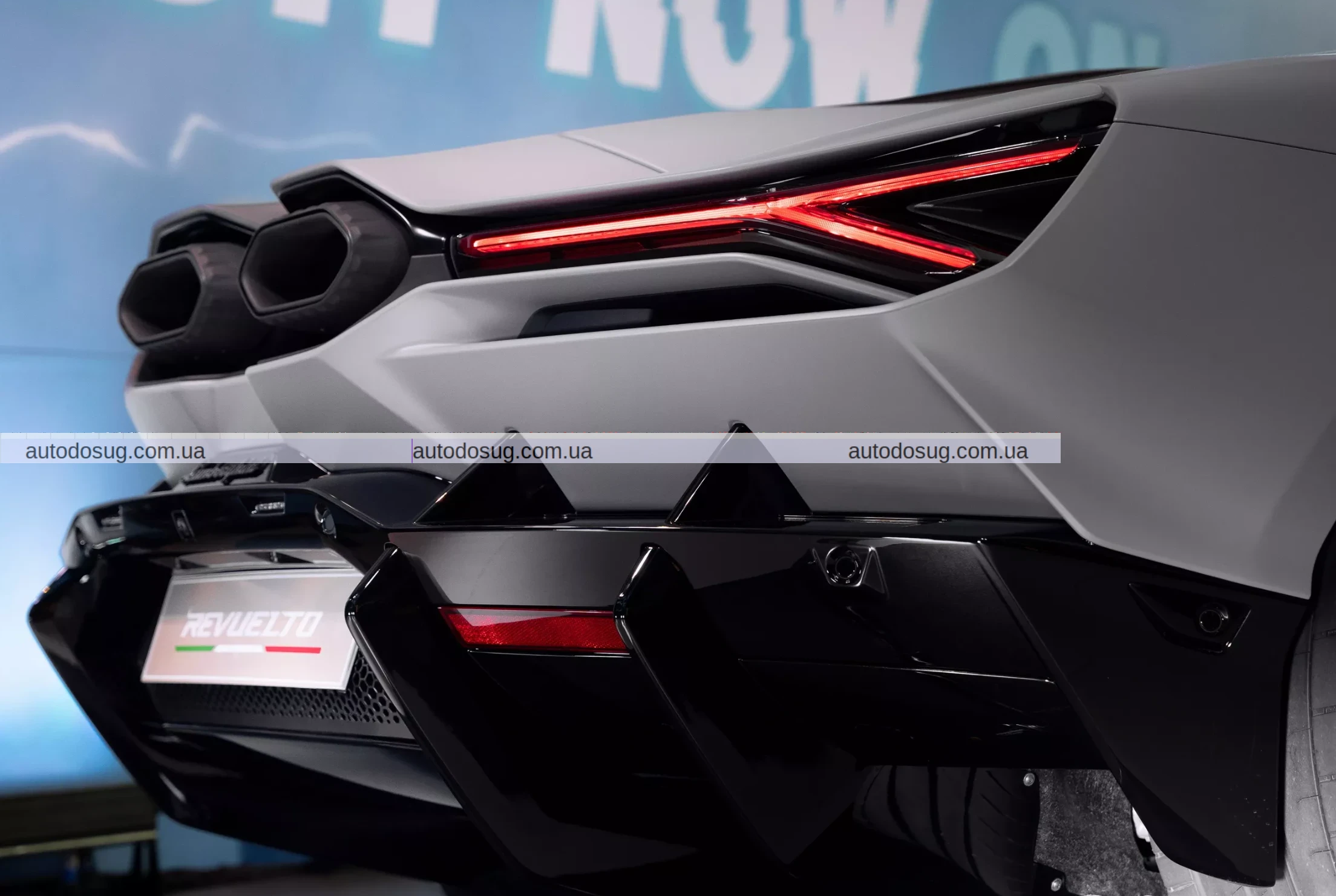 Lamborghini звинувачує дилера в продажі суперкарів перекупникам