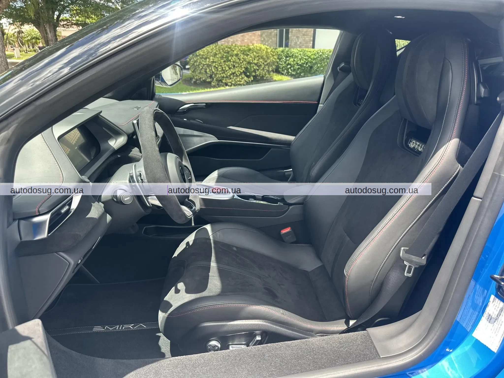 Lotus Emira випробовує реальність