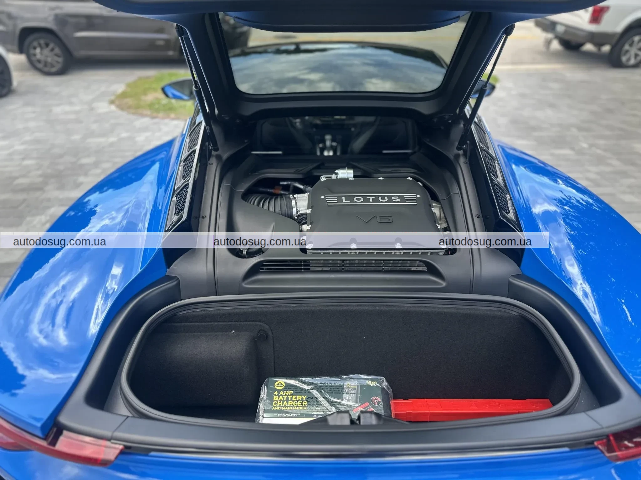 Lotus Emira випробовує реальність