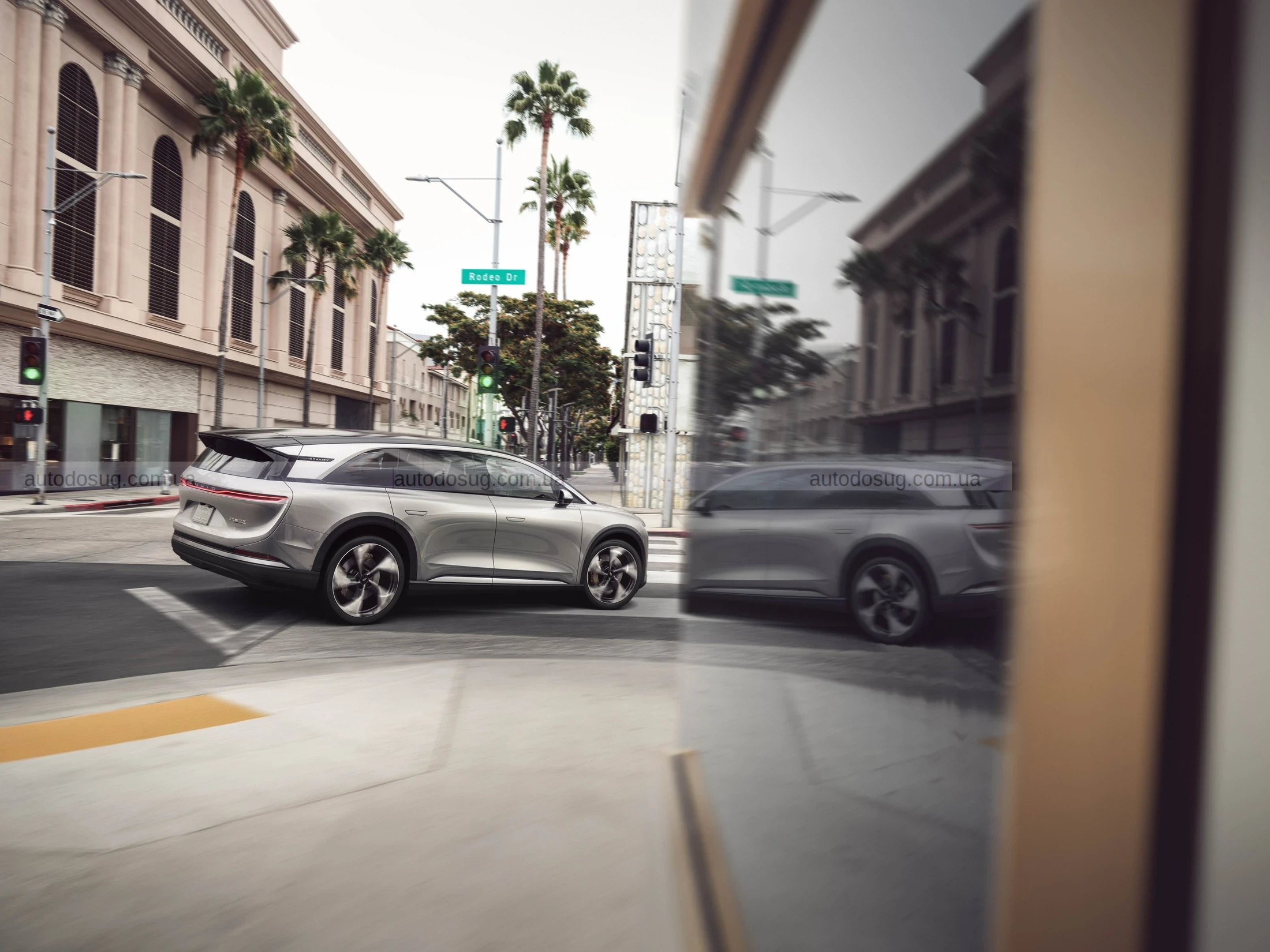 Lucid представить позатрасовий Gravity для Pebble Beach