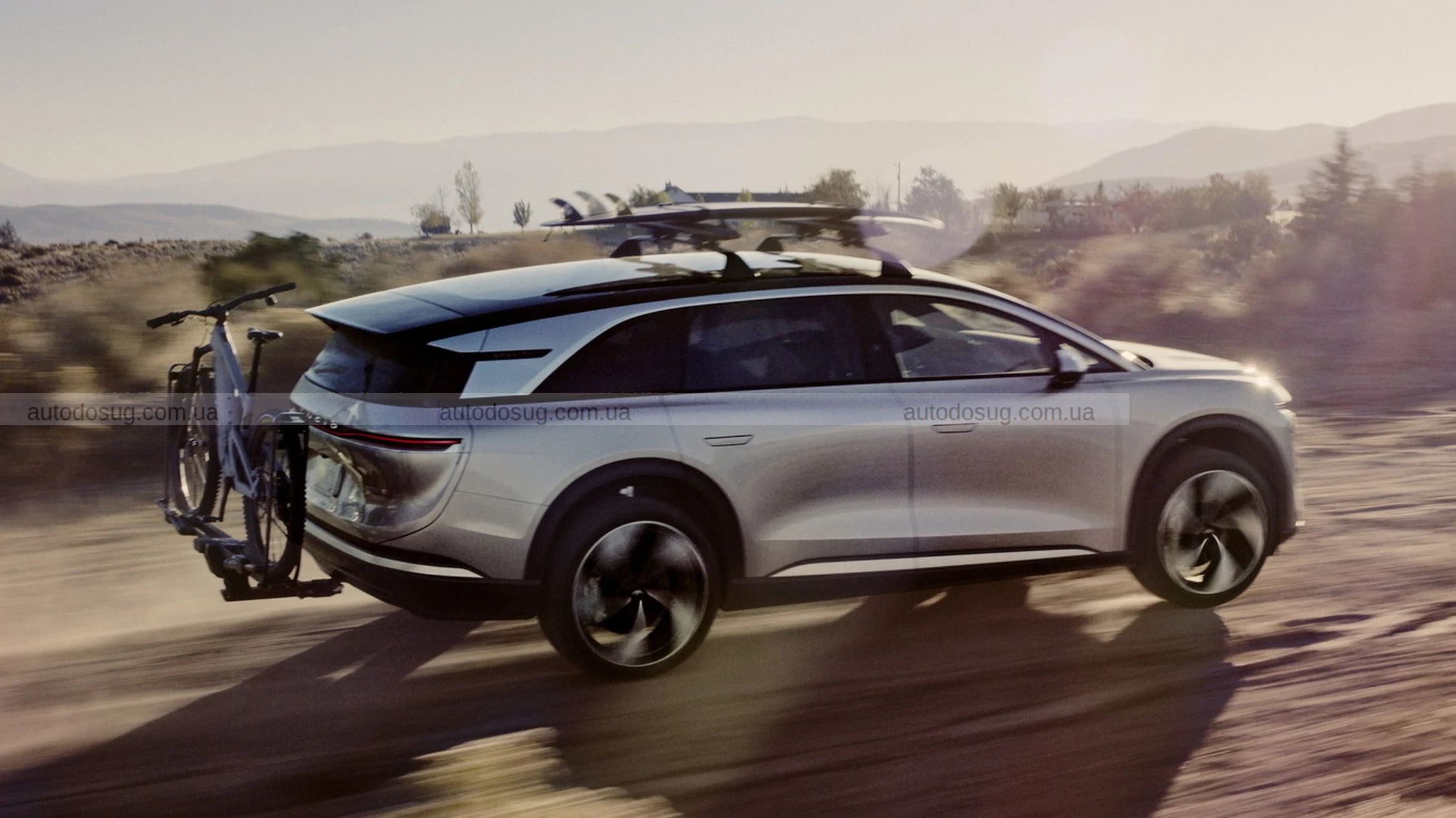 Lucid представить позатрасовий Gravity для Pebble Beach