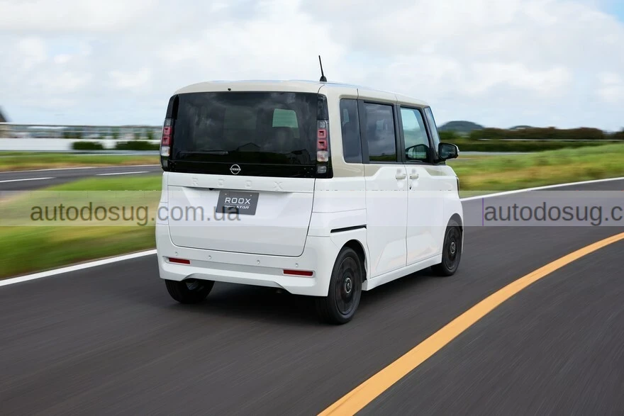Nissan представив компактний kei-car Roox нового покоління