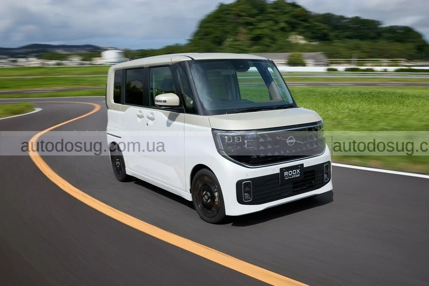 Nissan представив компактний kei-car Roox нового покоління