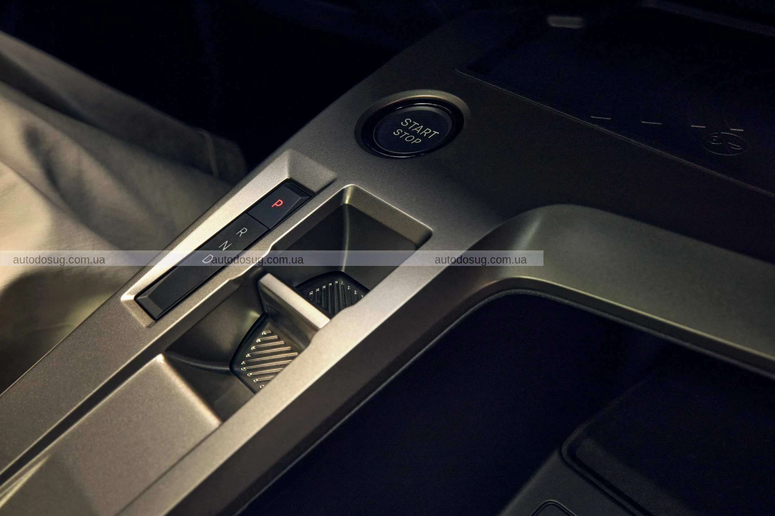 Фейсліфтинг Peugeot 308 позбувся іклів