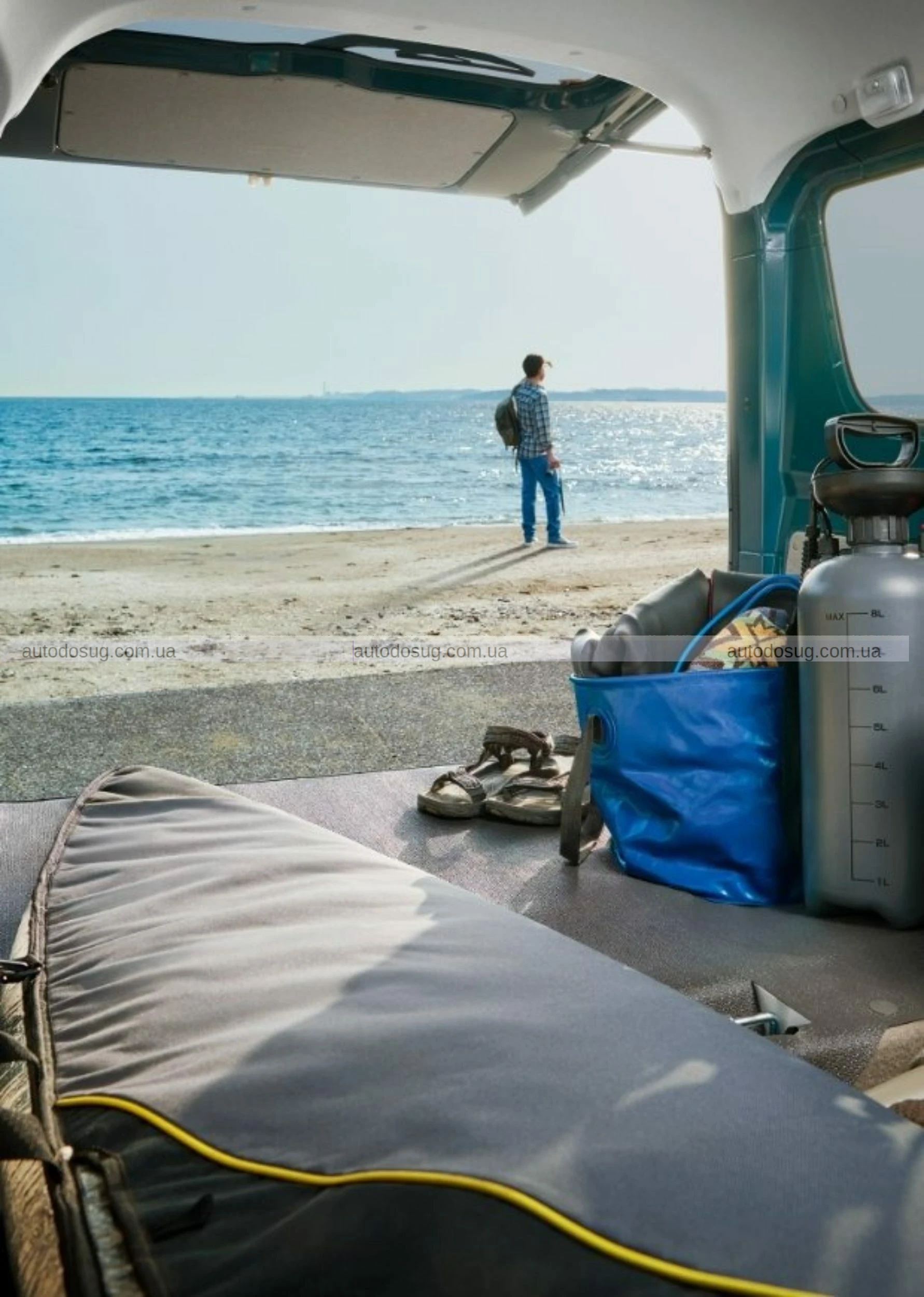 Suzuki оновлює свій Kei Van та спокушає покупців позашляховиків