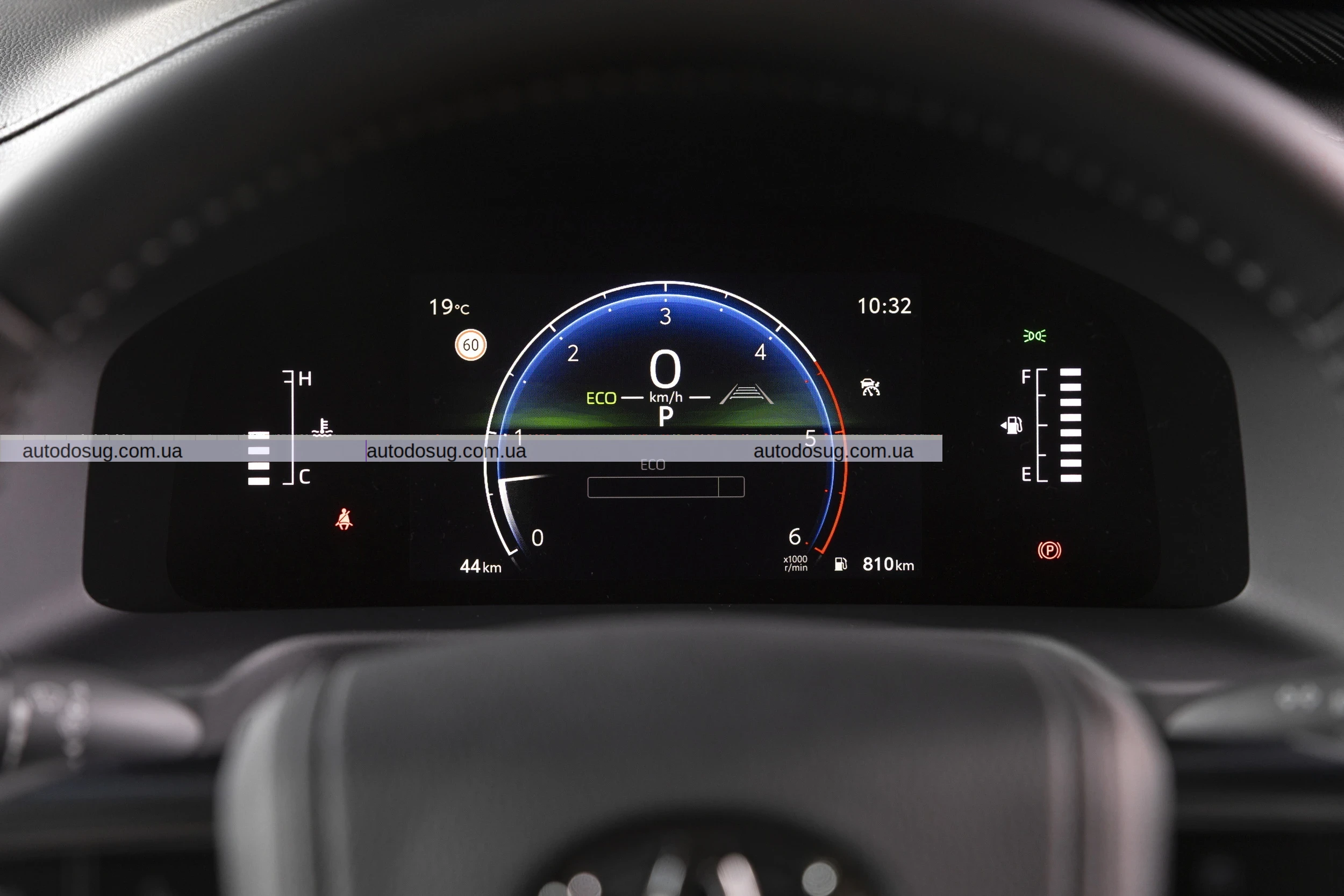 Toyota Land Cruiser 300 Series лідирує в продажах