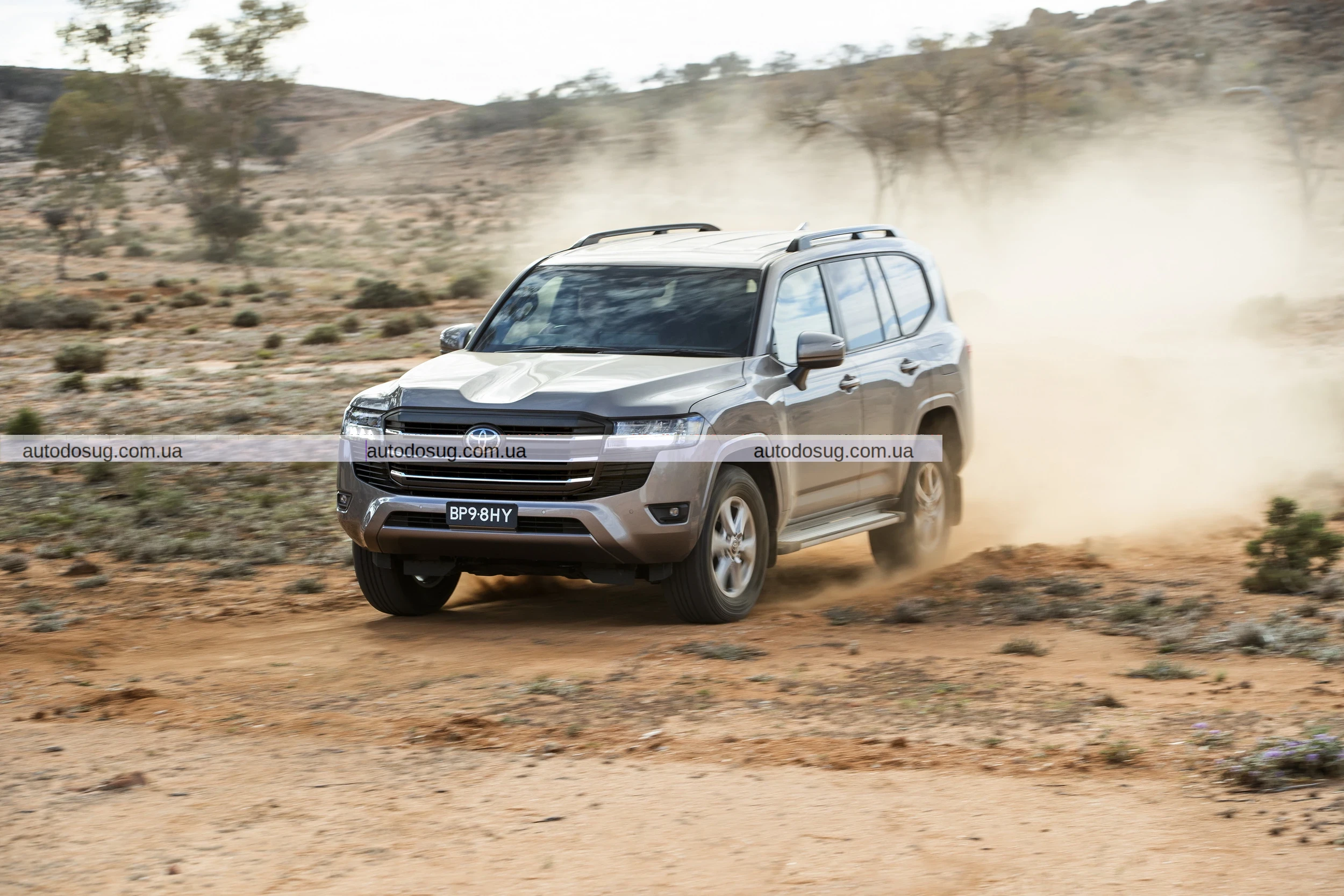 Toyota Land Cruiser 300 Series лідирує в продажах