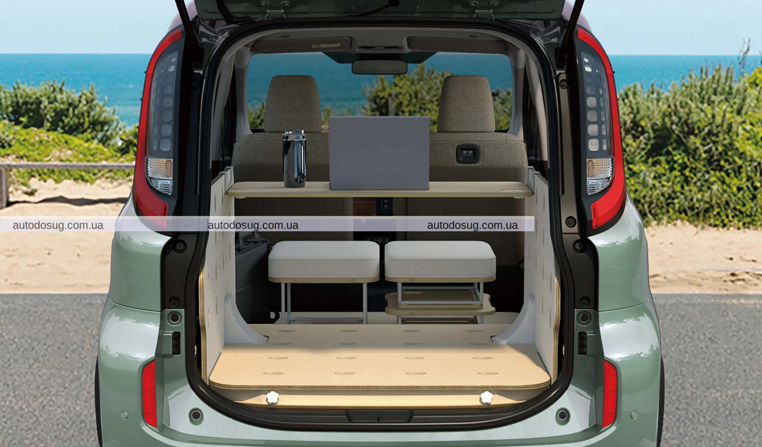 Toyota Sienta Juno має вітальню, офіс або спальню ззаду