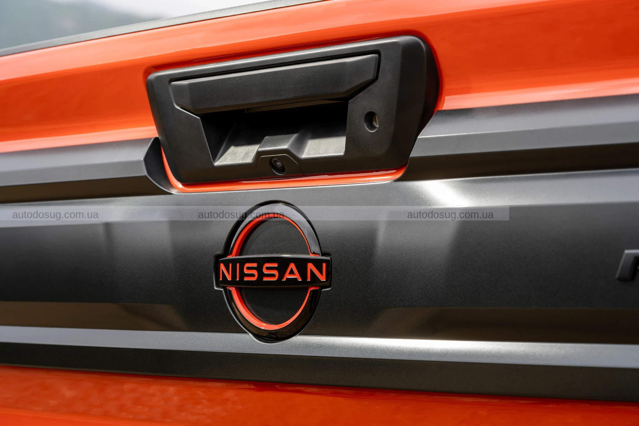 Тисячі нових пікапів Nissan потребують ремонту