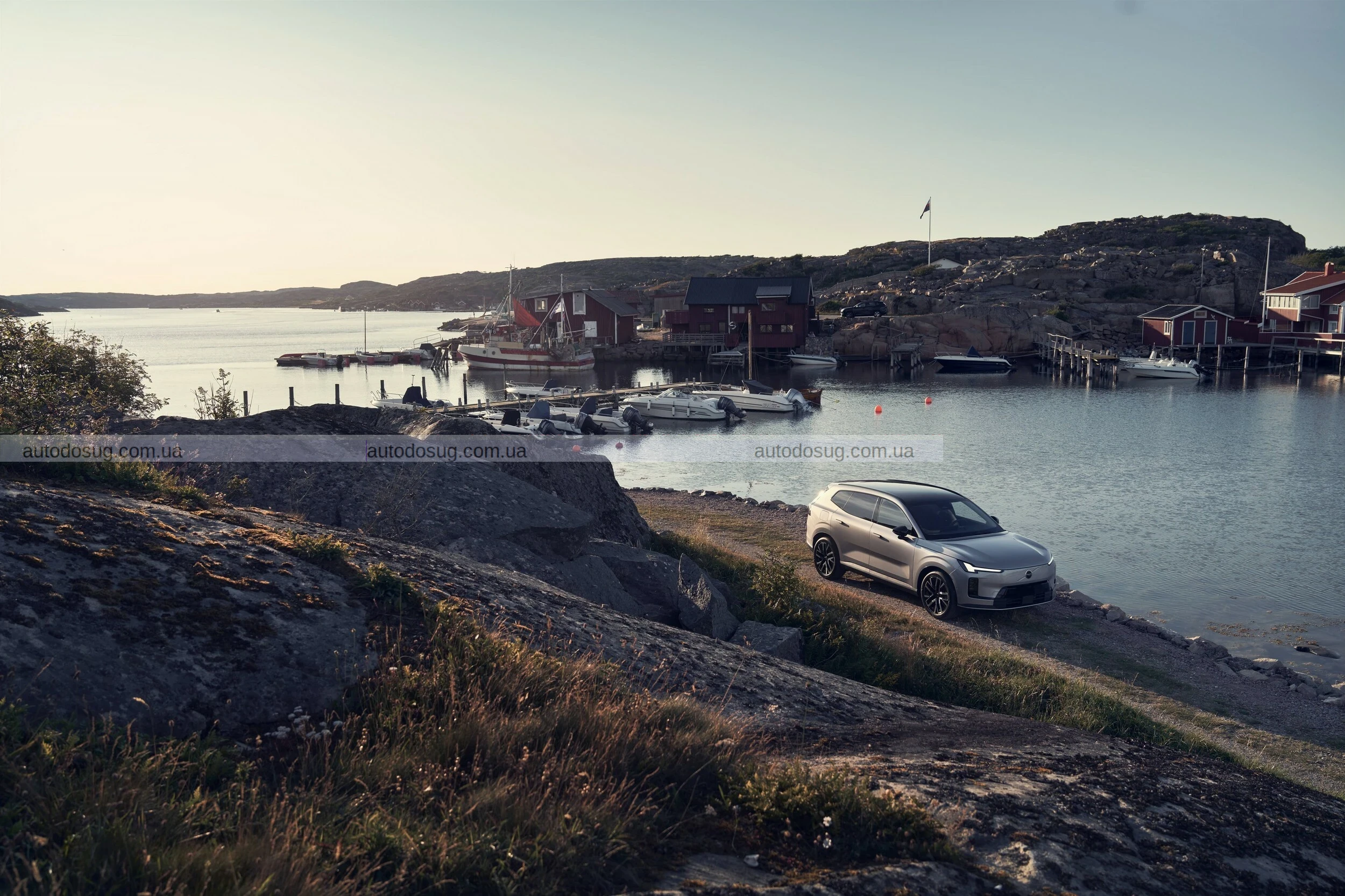 Volvo XC70 повертається як шикарний гібридний кросовер із підзарядкою