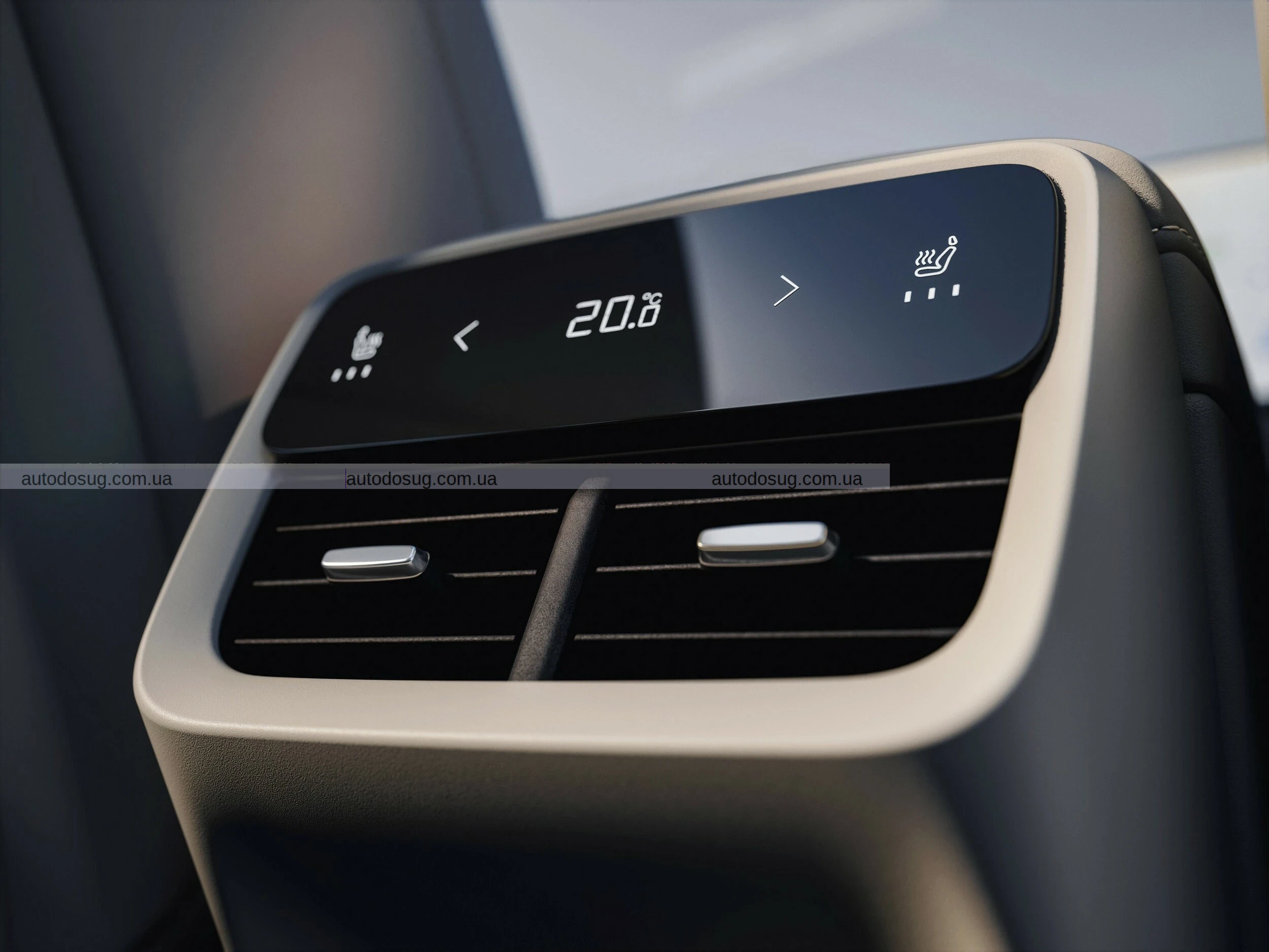 Volvo XC70 повертається як шикарний гібридний кросовер із підзарядкою