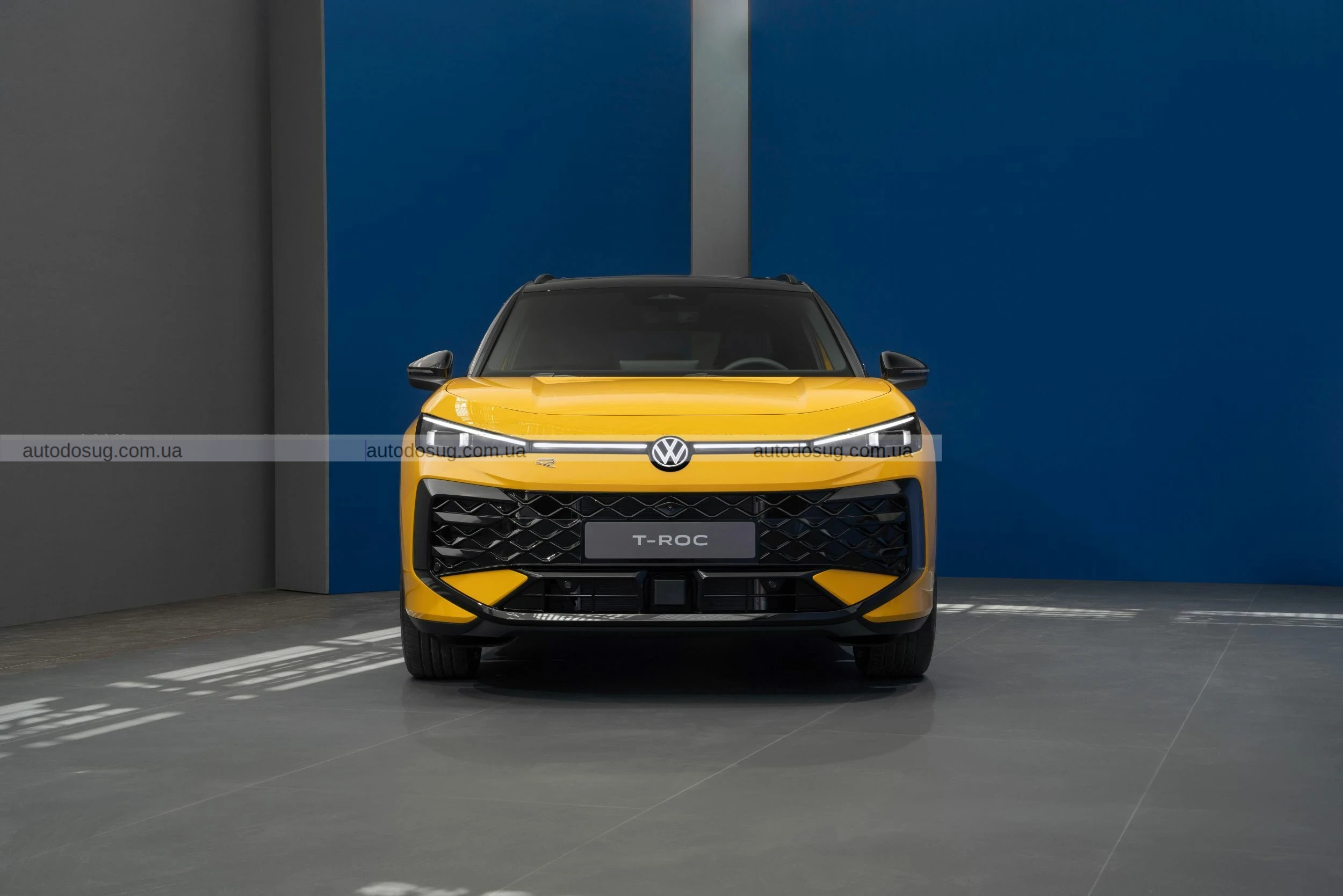 VW представляє найкрутіший гібридний позашляховик T-Roc