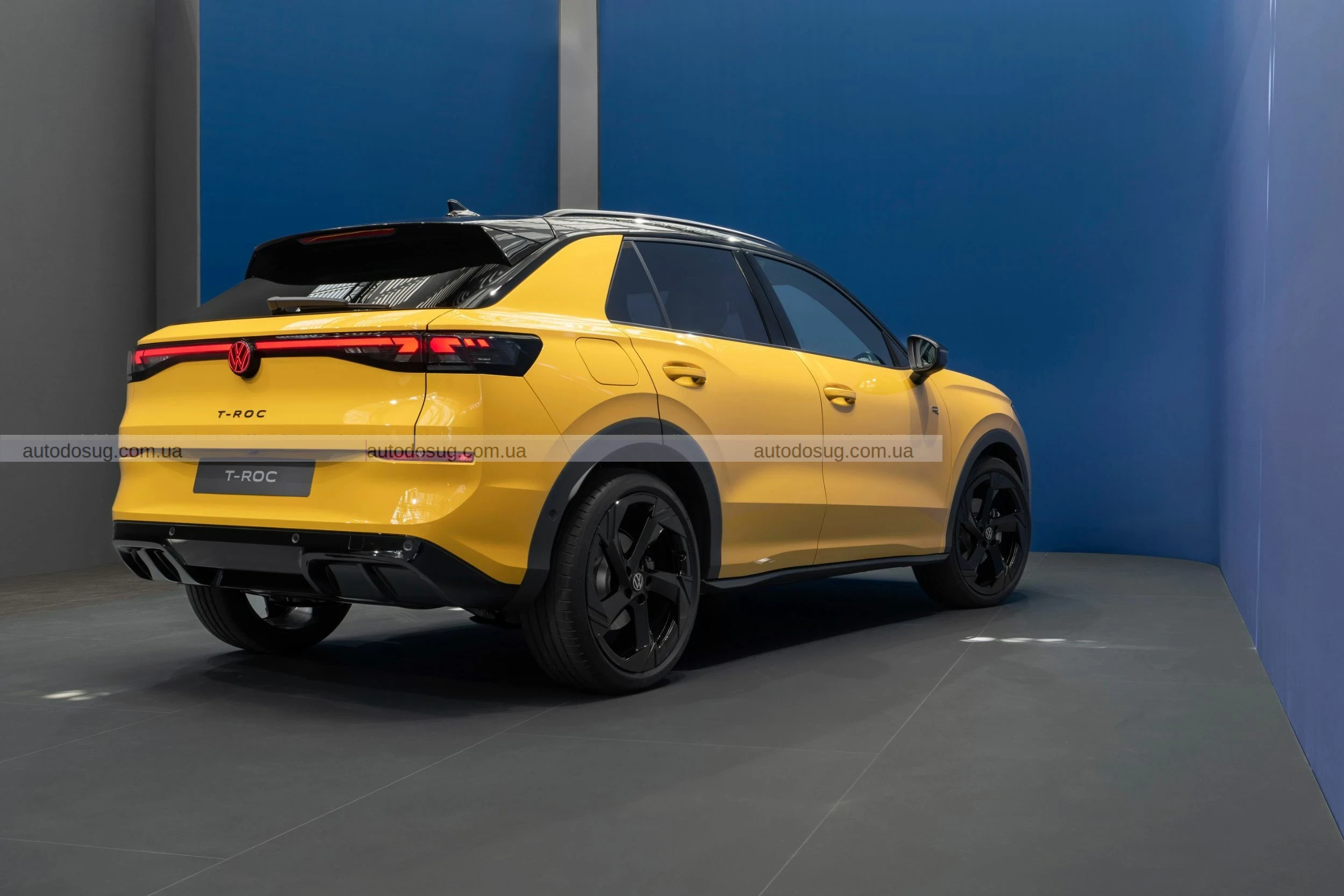VW представляє найкрутіший гібридний позашляховик T-Roc