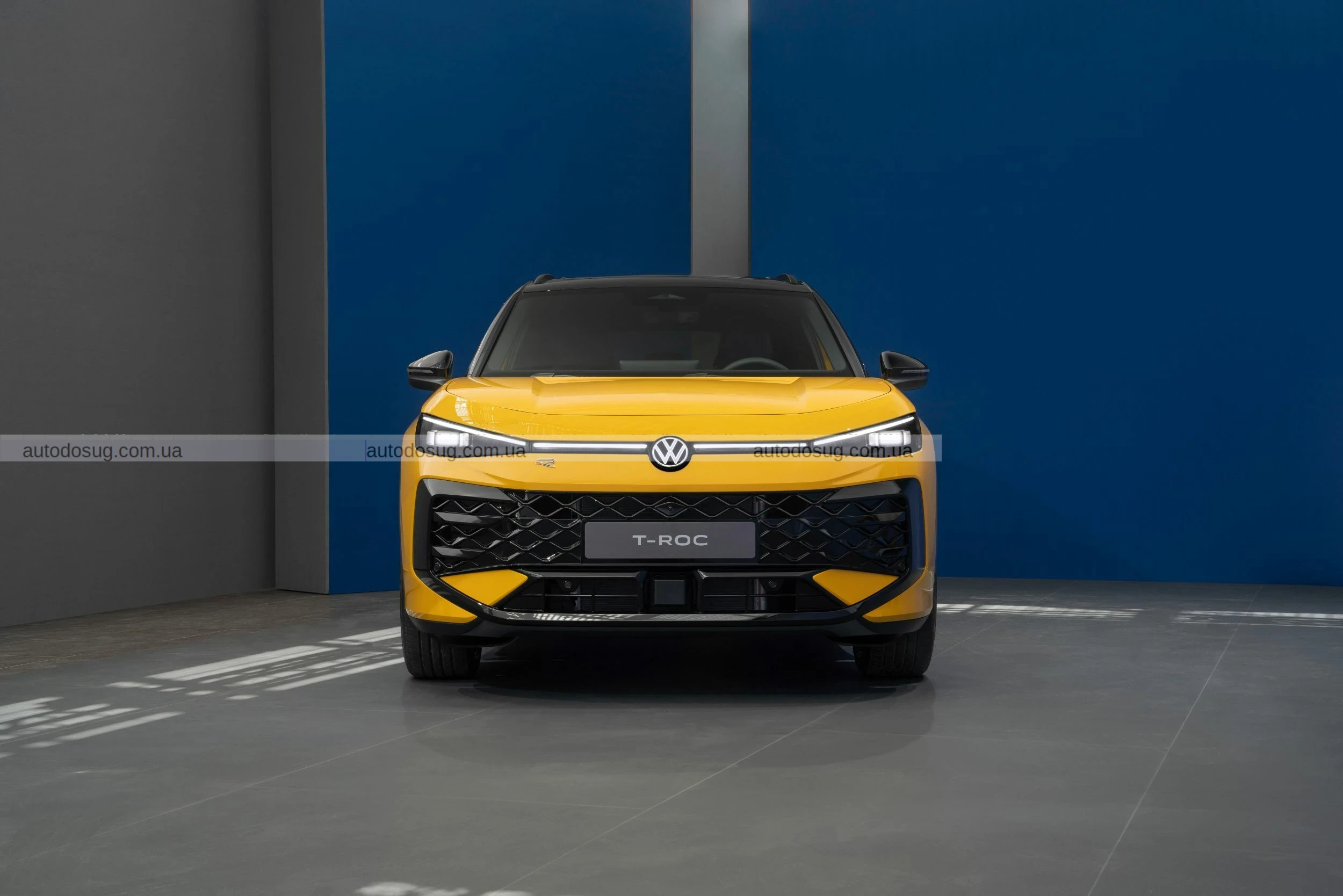 VW представляє найкрутіший гібридний позашляховик T-Roc