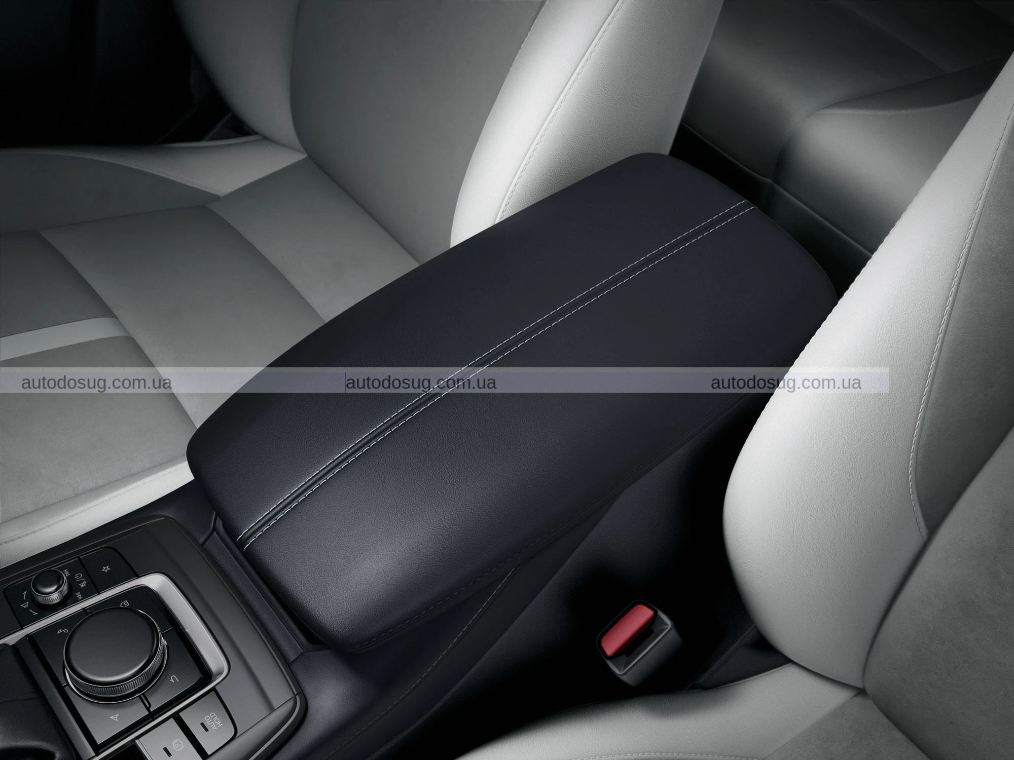 Базовий кросовер Mazda став дорожчим та отримав нові версії Aire