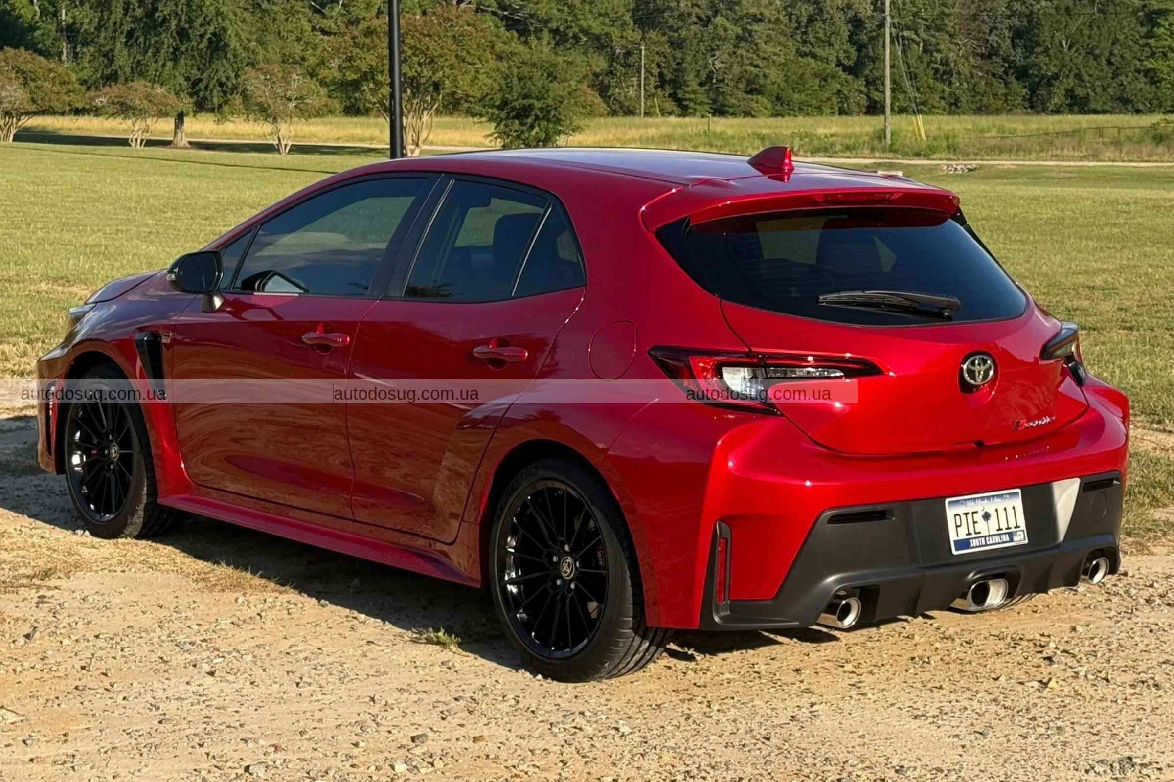 Чоловік купив нову Corolla GR, їздив на ній місяць і позбувся її з величезними збитками