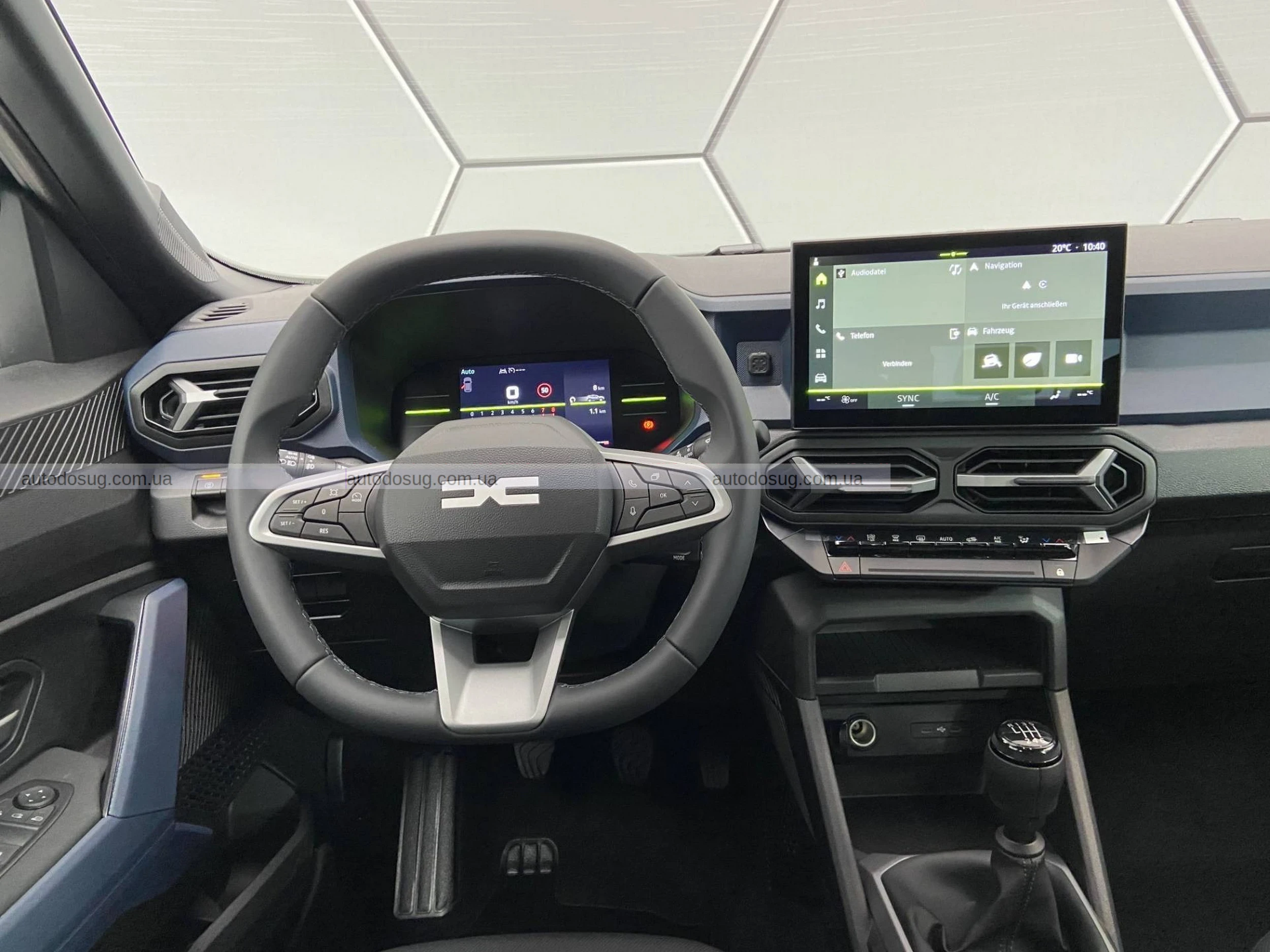 Dacia Bigster отримує «офроад» і «стріт» апгрейди від дилера: два стиля, одна основа