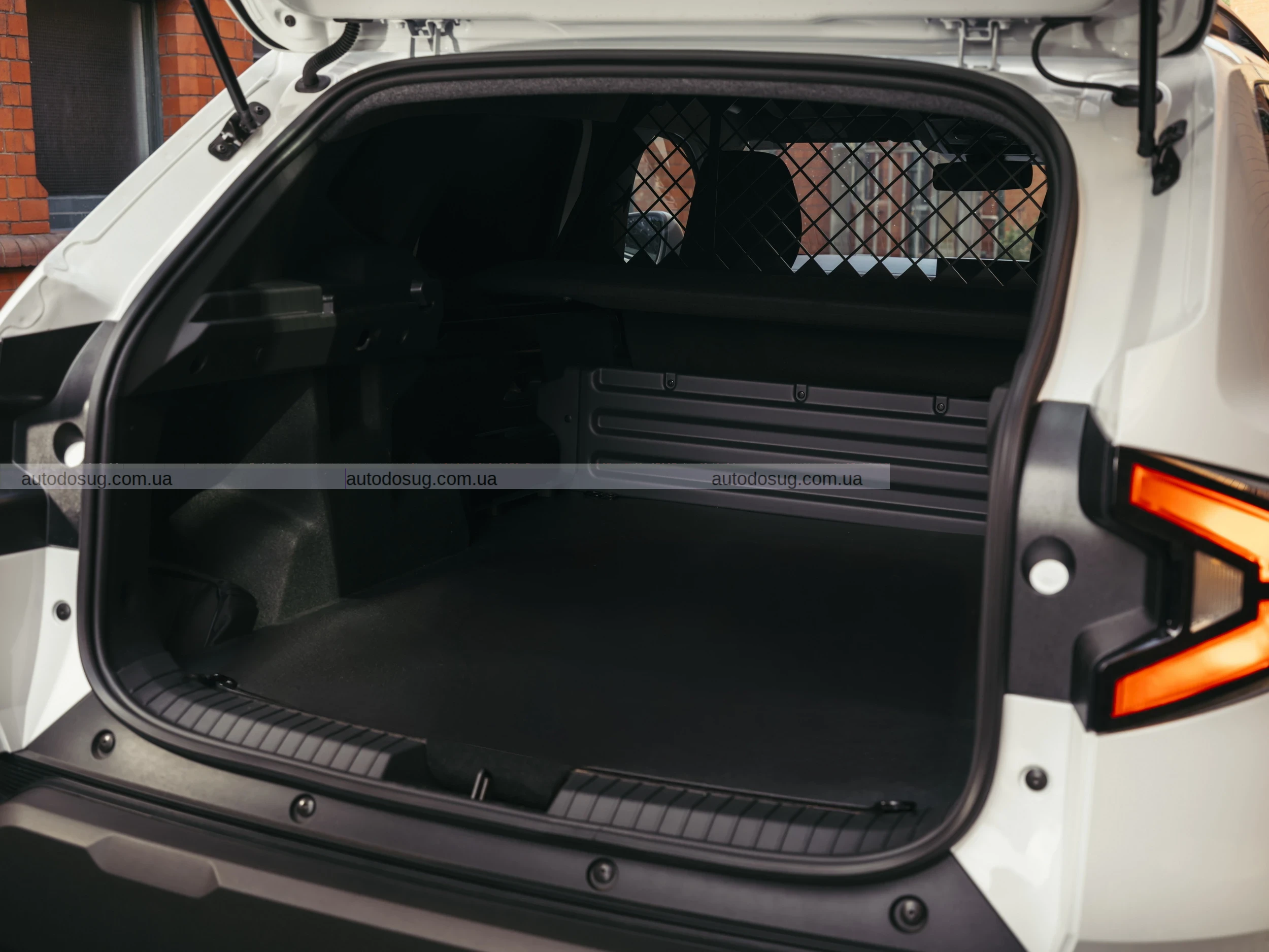 Dacia Duster отримав версію пікап, але не для всіх