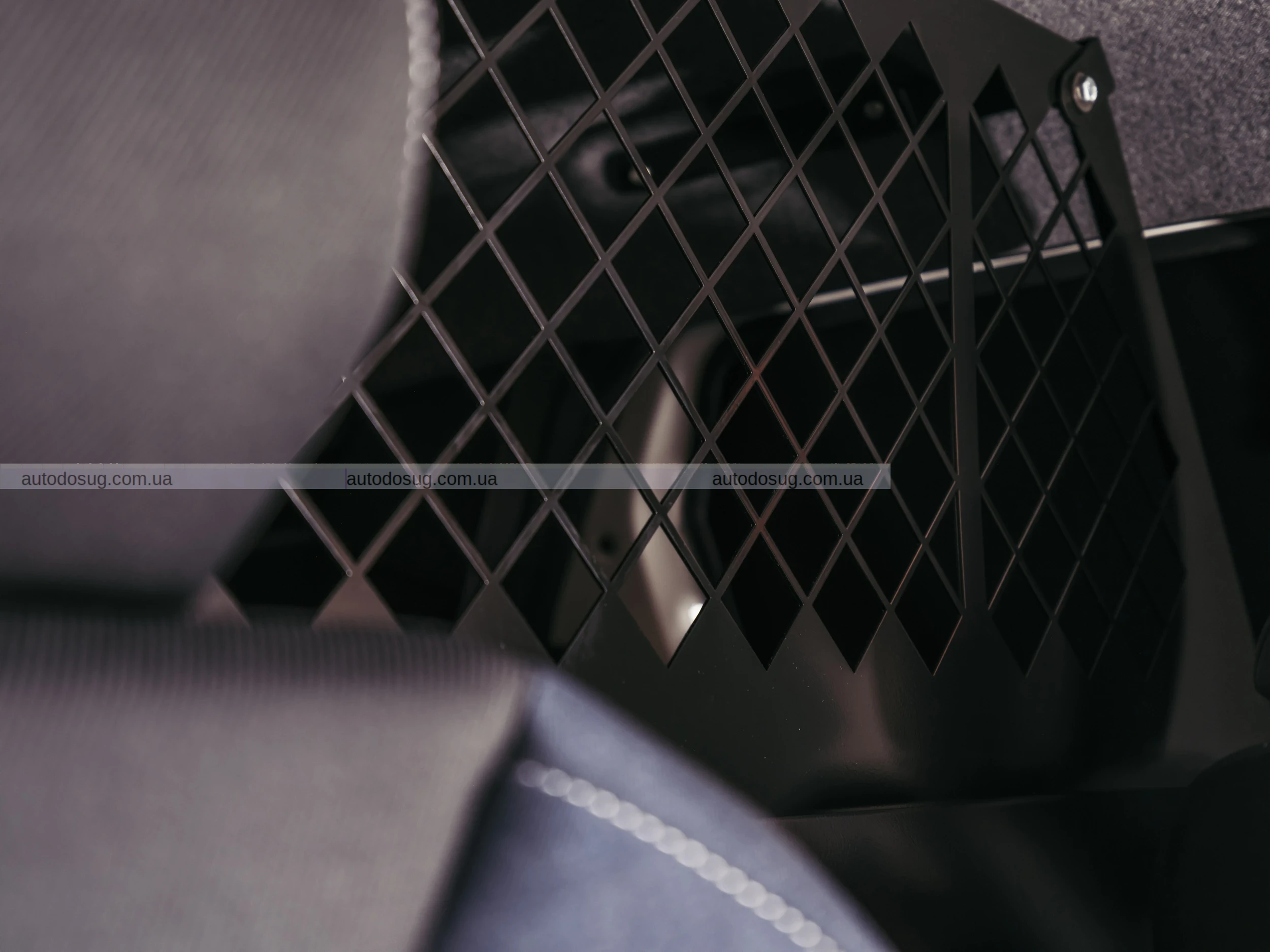 Dacia Duster отримав версію пікап, але не для всіх