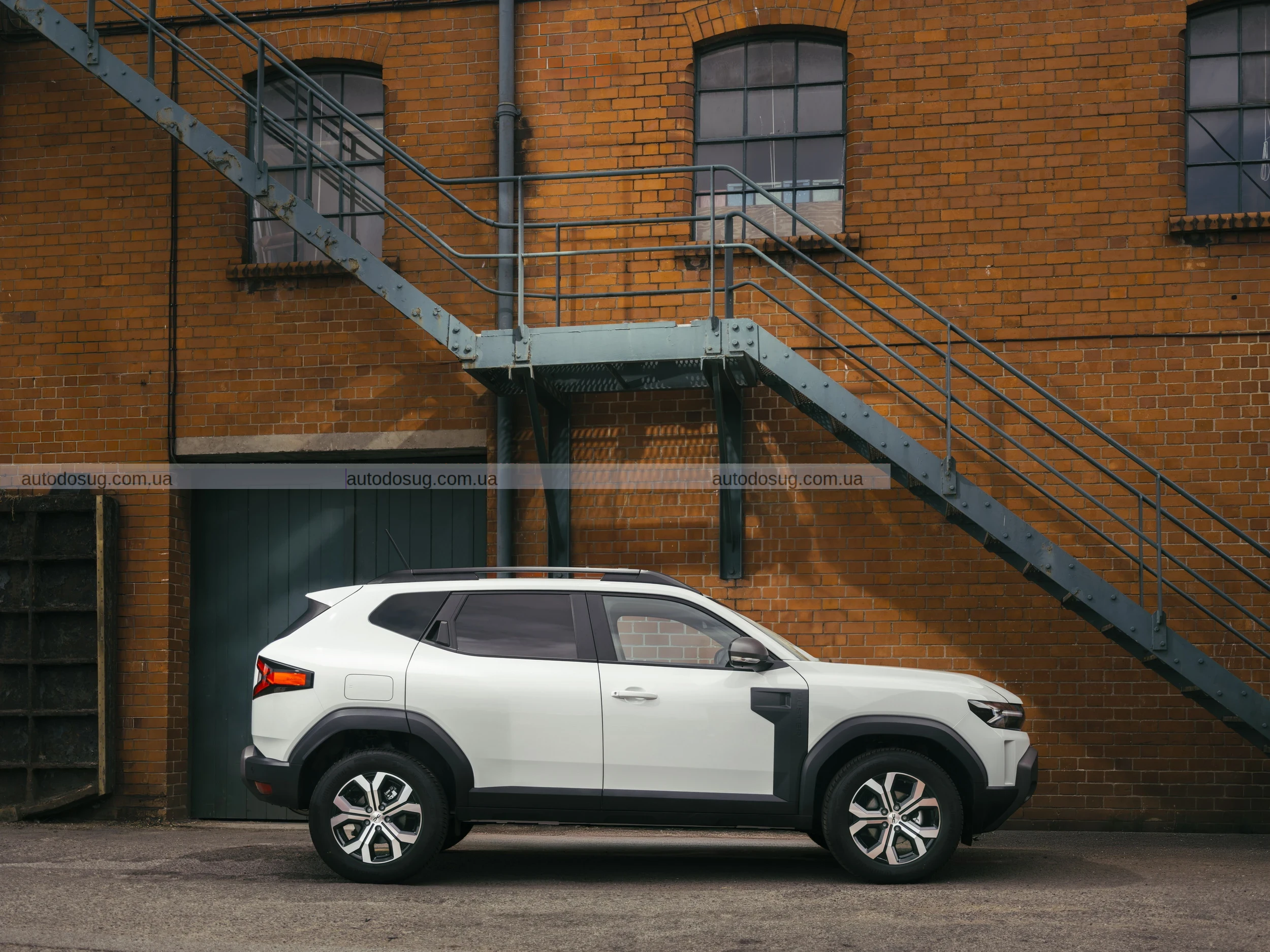 Dacia Duster отримав версію пікап, але не для всіх