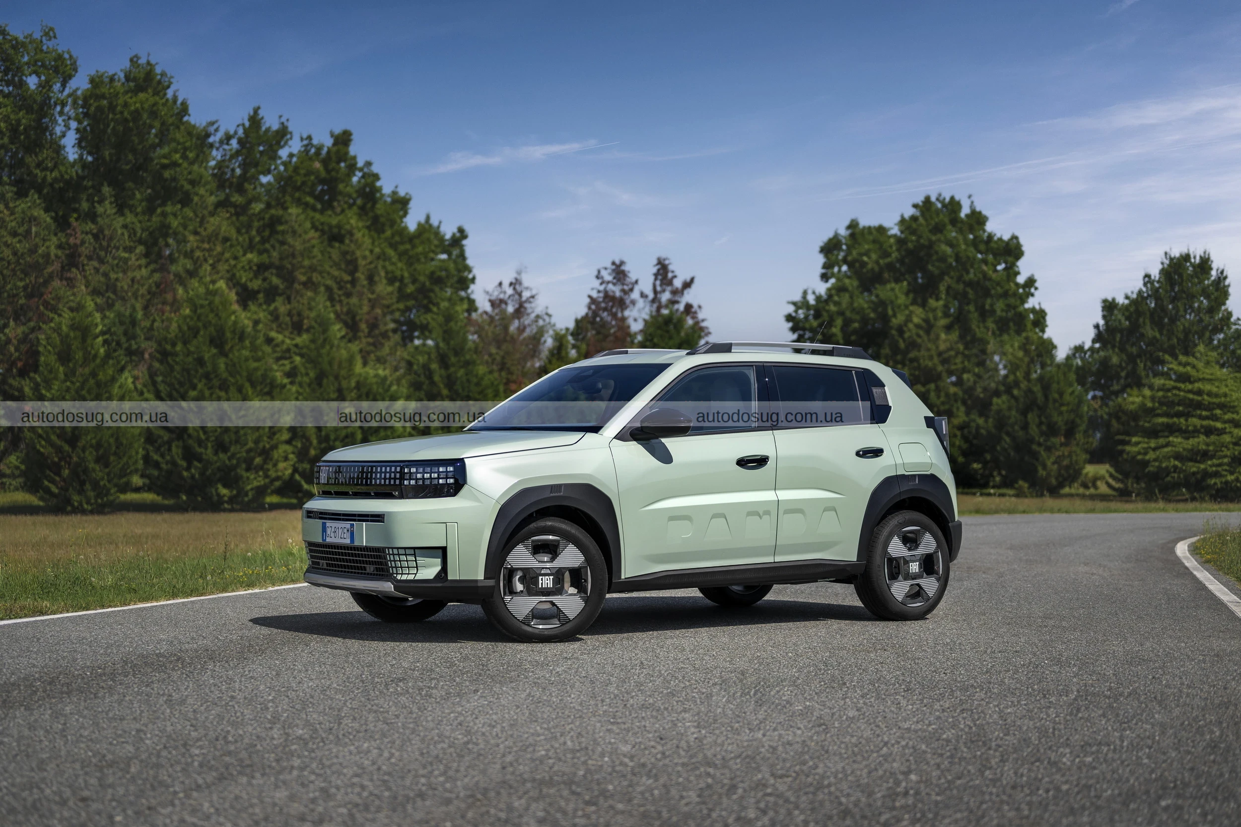 Fiat пропонує Grande Panda з ДВЗ і механічною коробкою передач