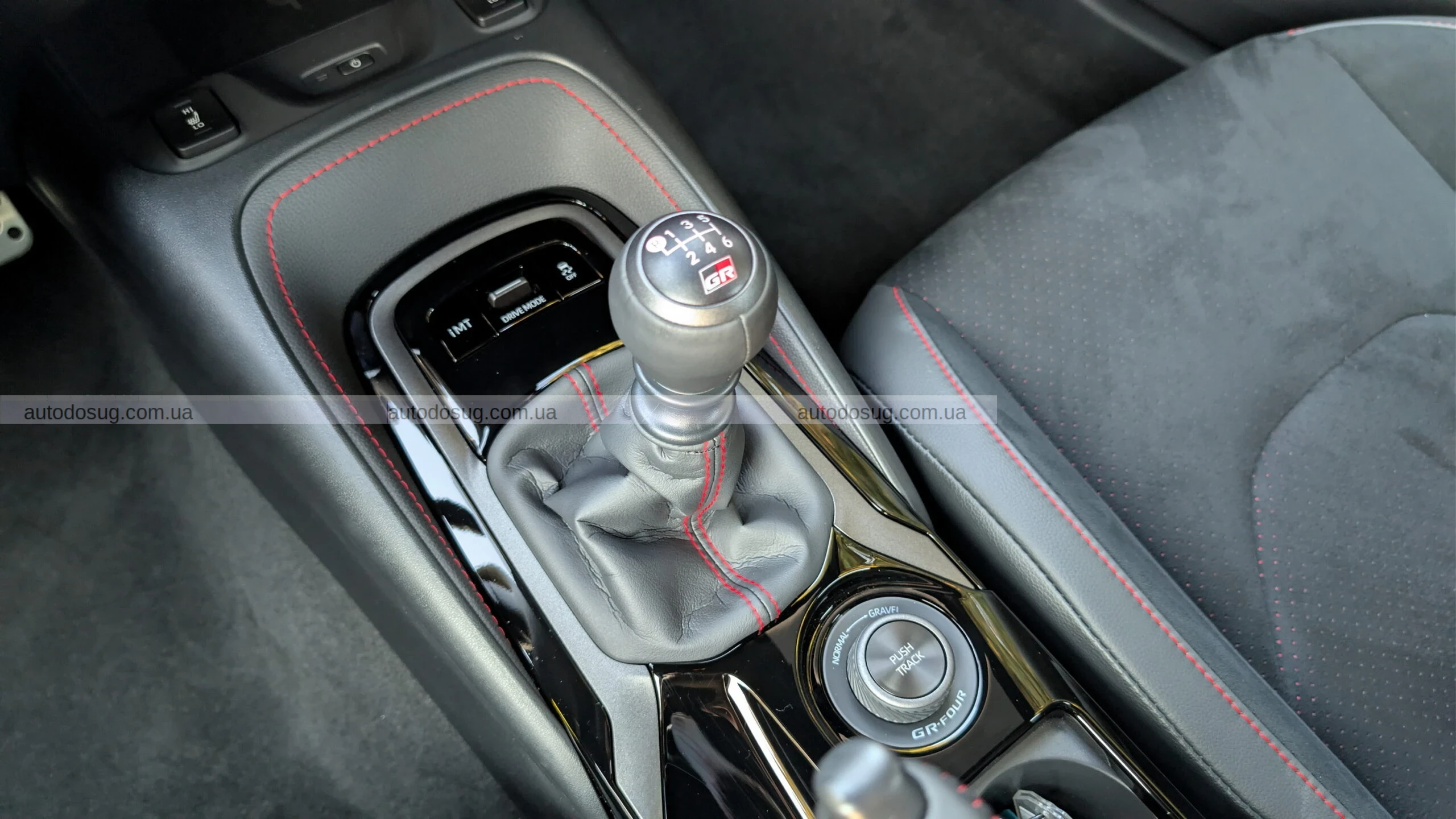 GR Corolla від Toyota став ще кращим у 2026 році